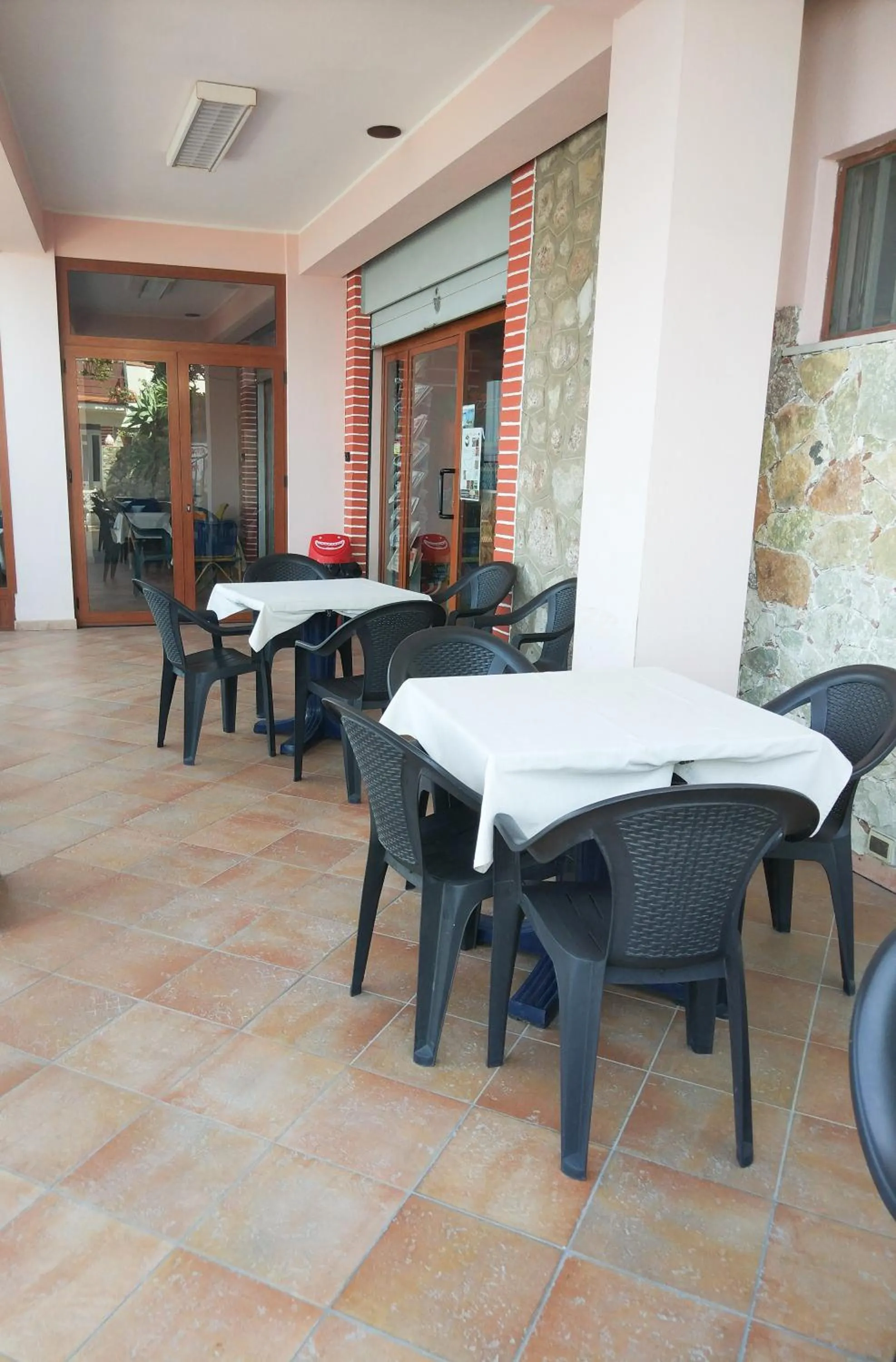 Breakfast in Hotel Villa Souvenir