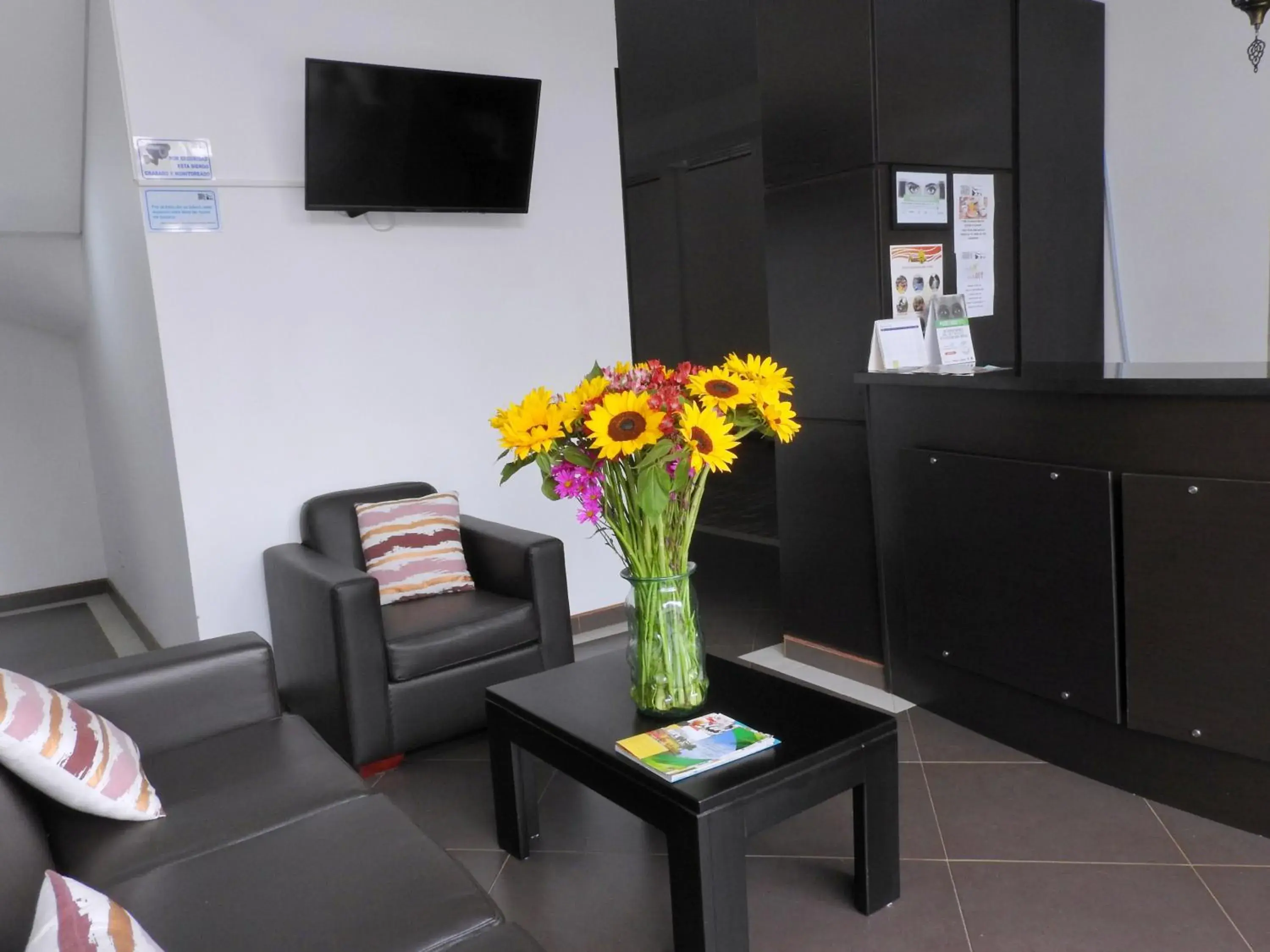 Lobby or reception in Hotel Portal de los Andes Lobby or reception in Hotel Portal de los Andes