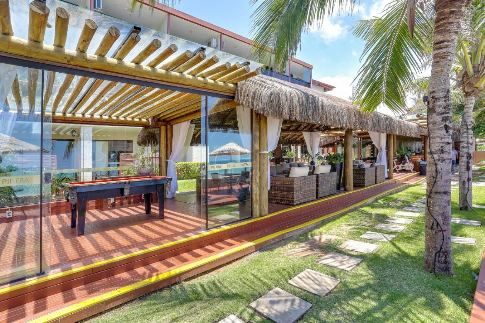 Patio in Flat Pietra