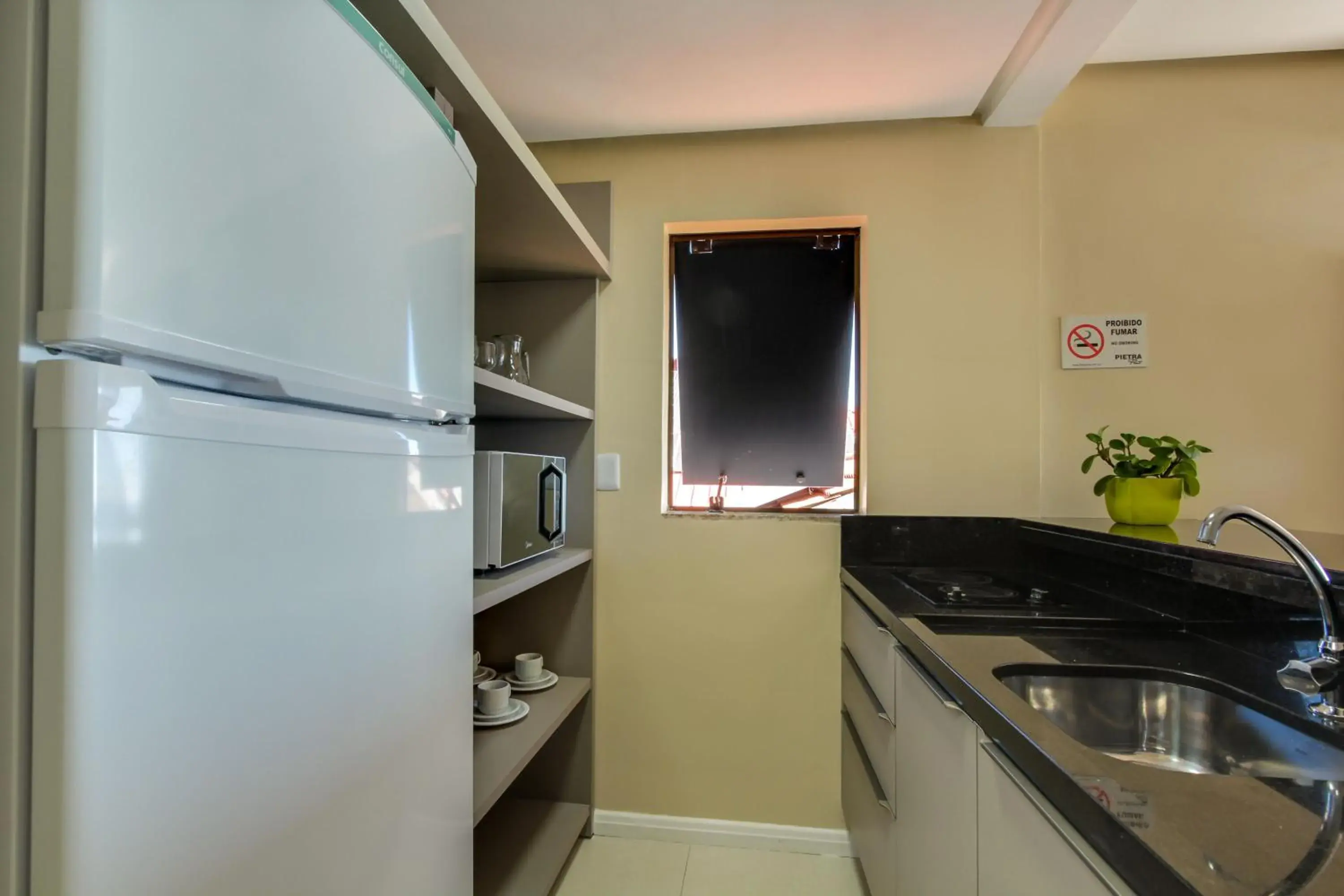 Two-Bedroom Apartment with Sea View in Flat Pietra Two-Bedroom Apartment with Sea View in Flat Pietra