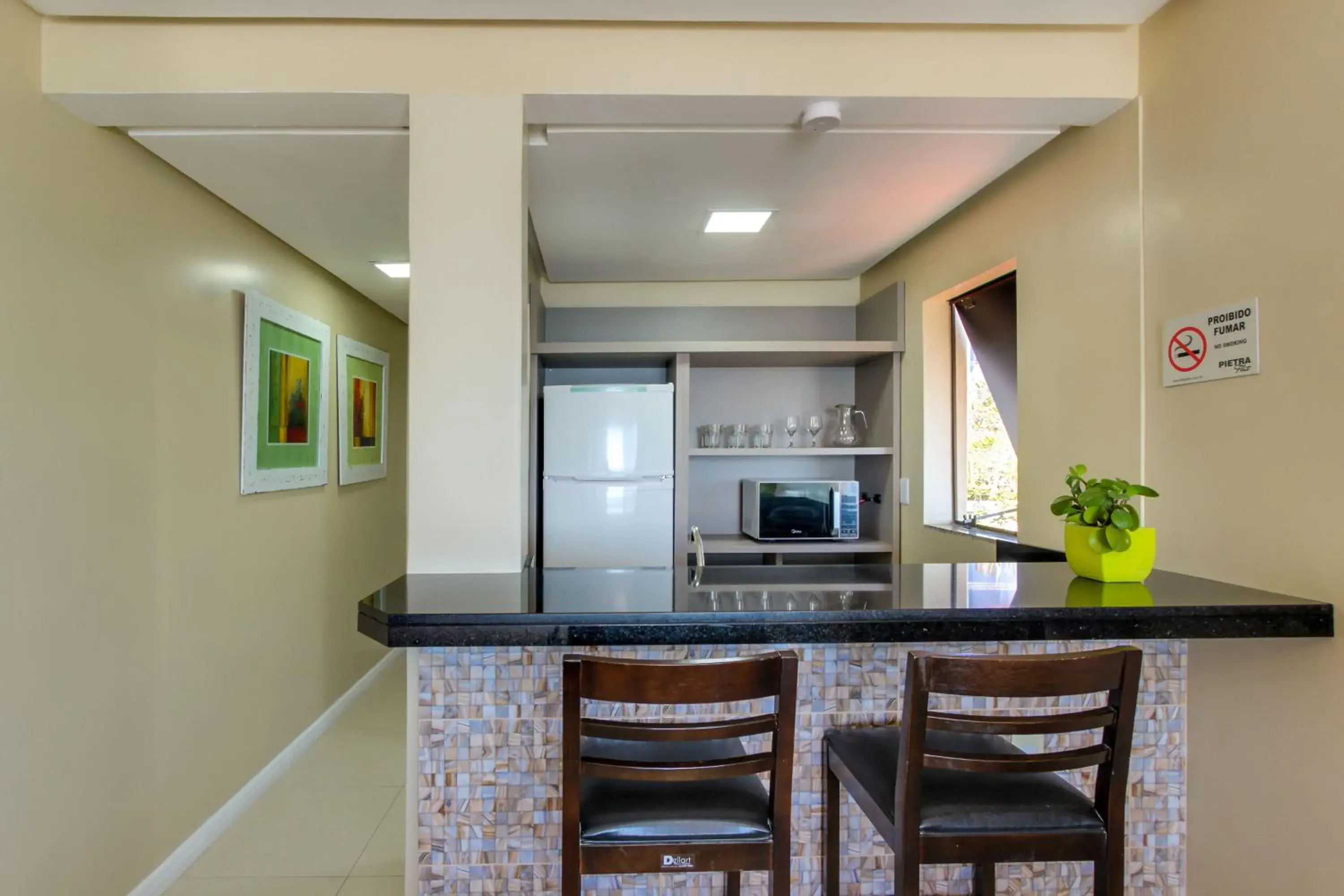 Two-Bedroom Apartment with Sea View in Flat Pietra Two-Bedroom Apartment with Sea View in Flat Pietra