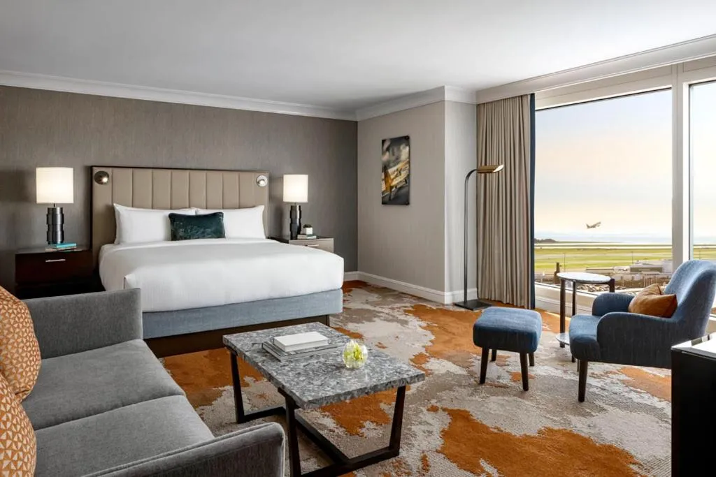 Bed in Fairmont Vancouver Airport In-Terminal Hotel