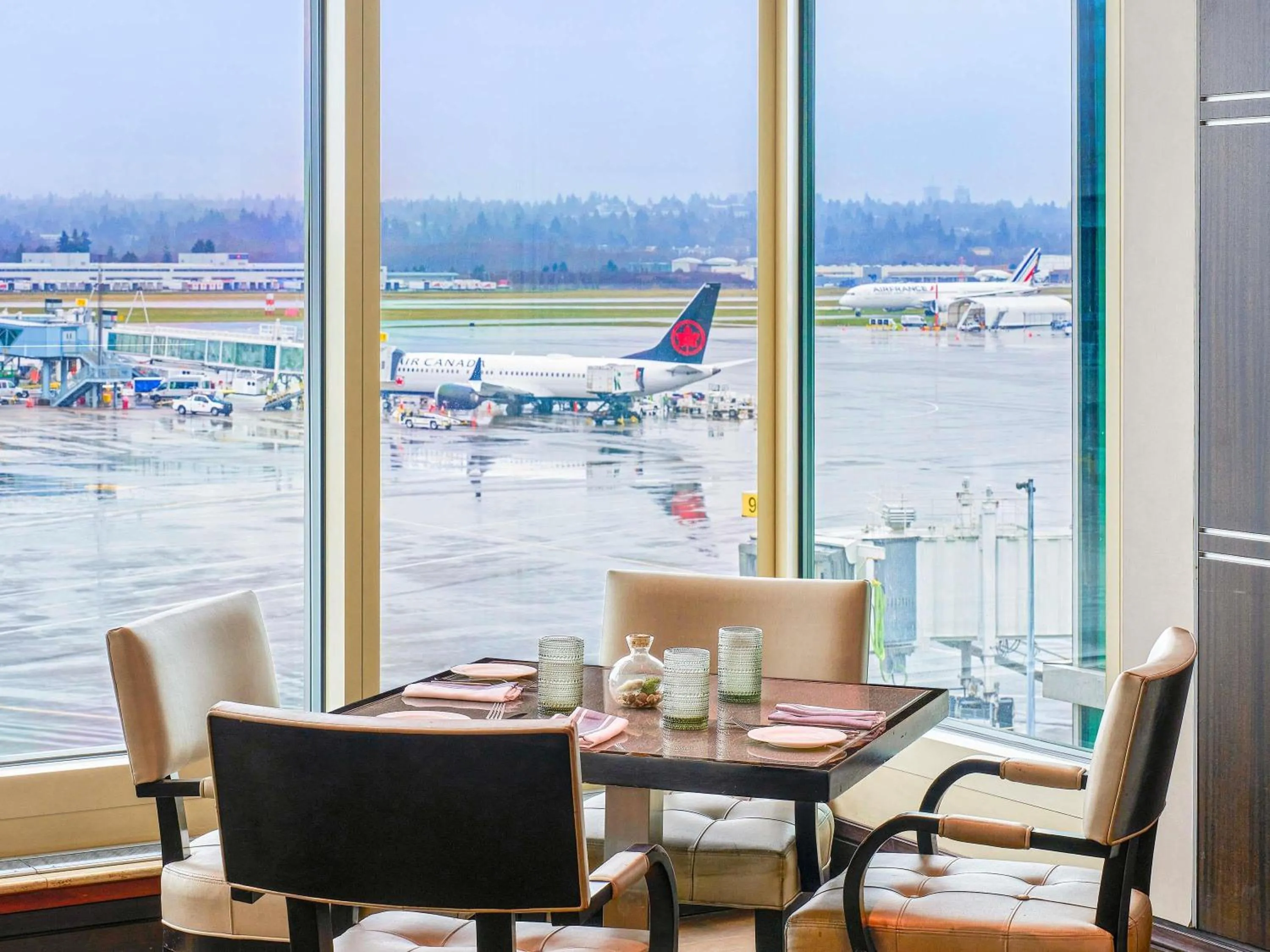 Property building in Fairmont Vancouver Airport In-Terminal Hotel