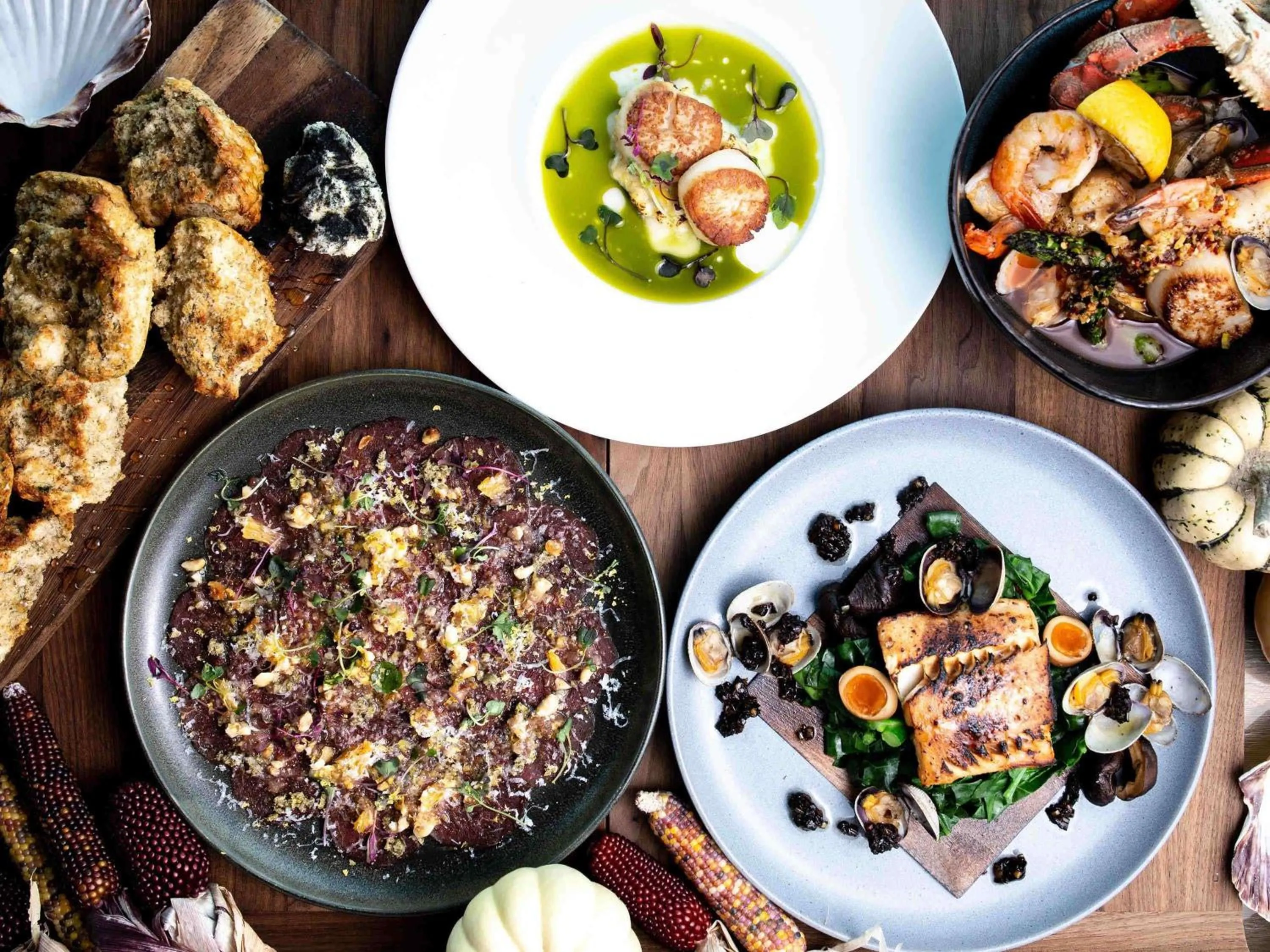 Restaurant/places to eat in Fairmont Vancouver Airport In-Terminal Hotel