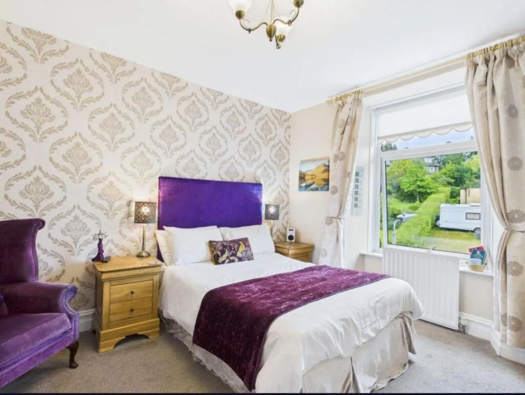 Bedroom, Bed in Invergarry Room Only Guest House For Adults