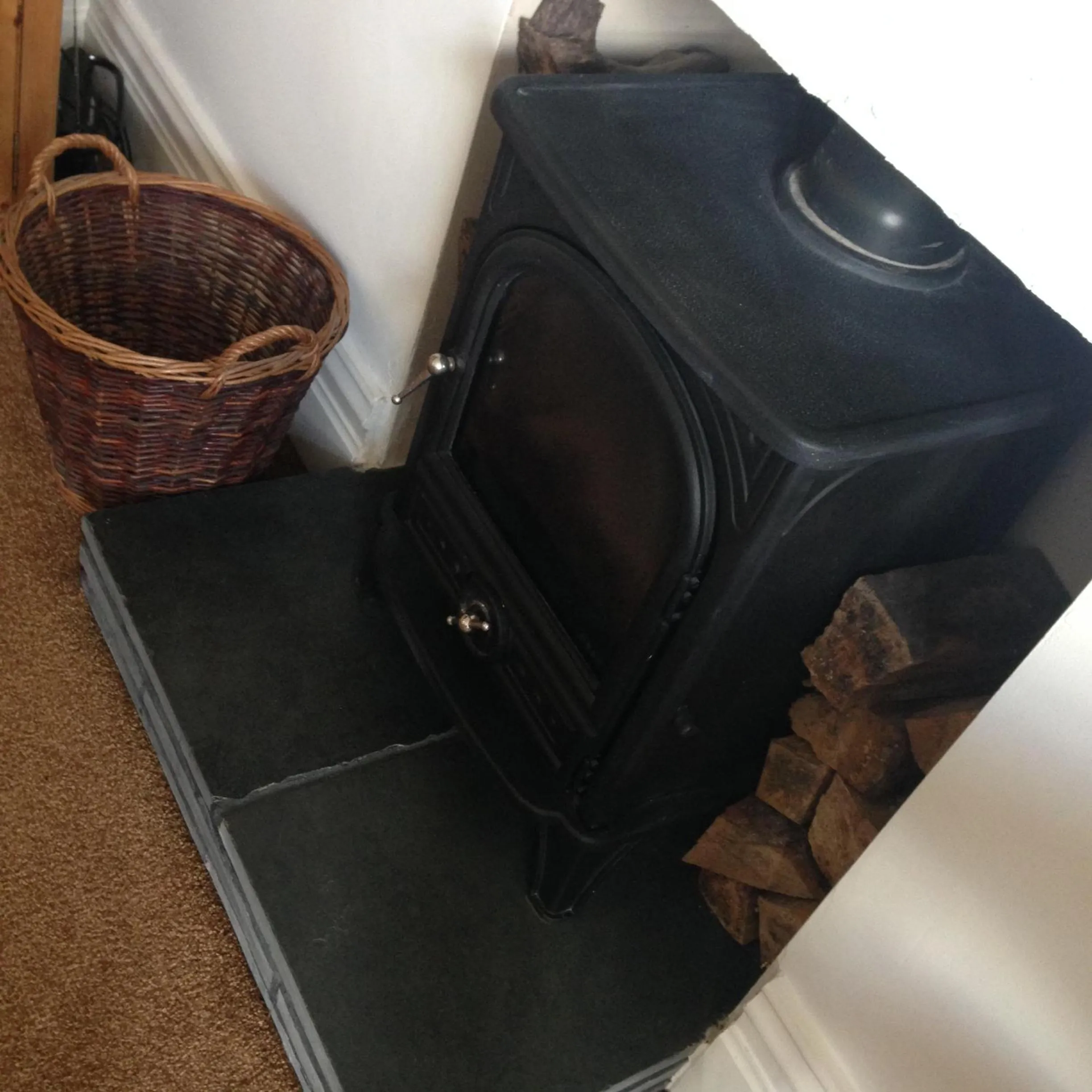 Restaurant/places to eat in Invergarry Room Only Guest House For Adults