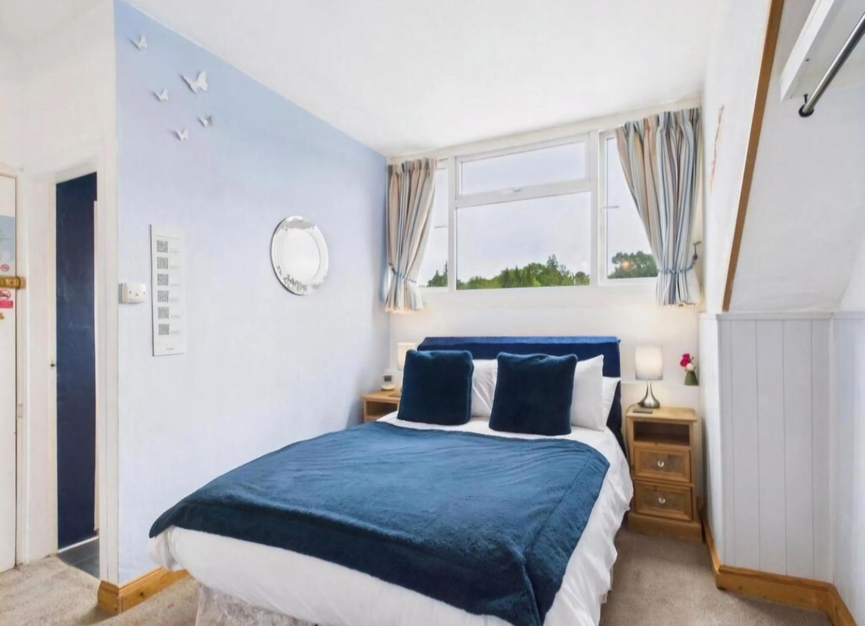 Bedroom, Bed in Invergarry Room Only Guest House For Adults