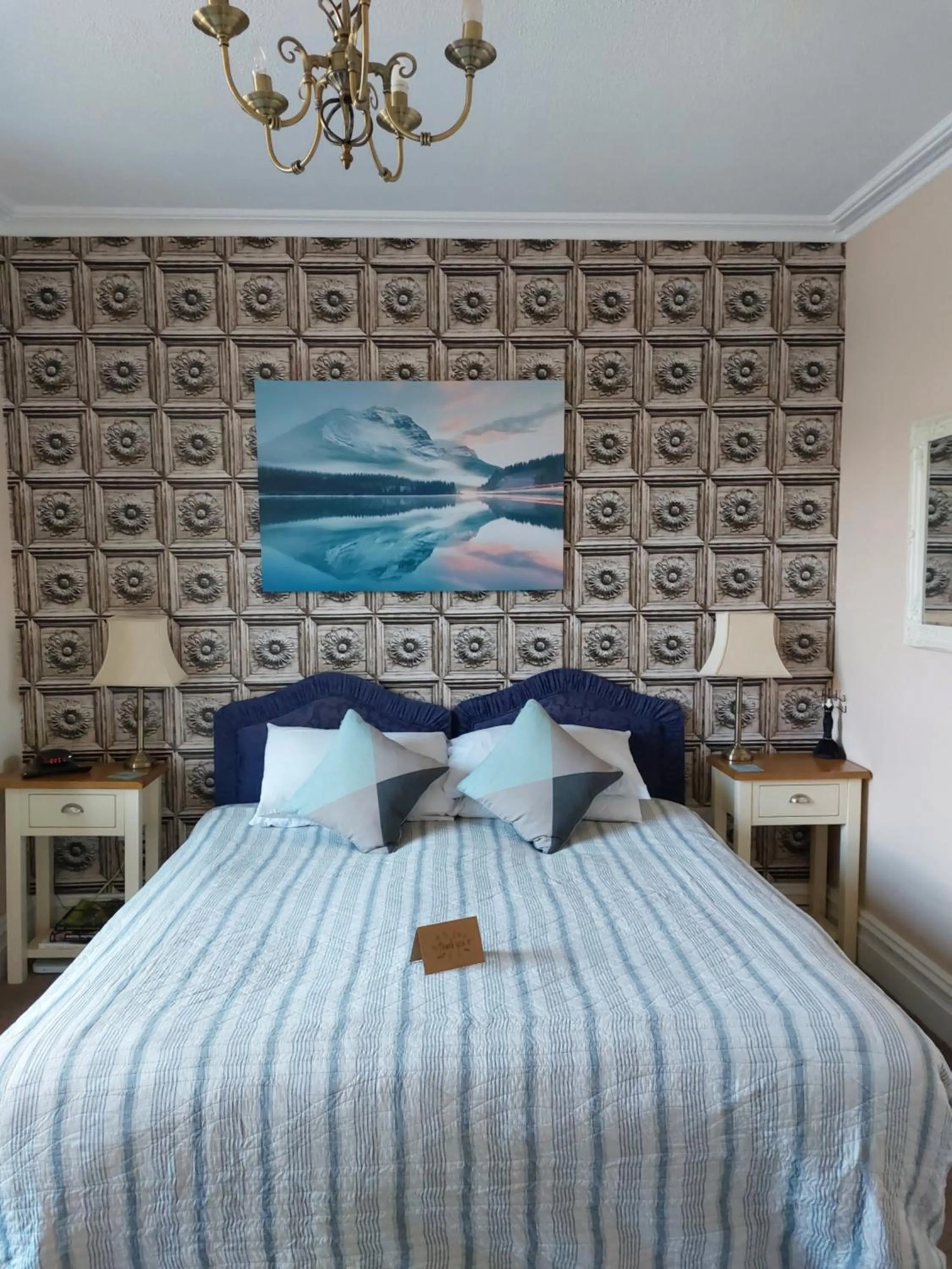 Bed in Invergarry Room Only Guest House For Adults