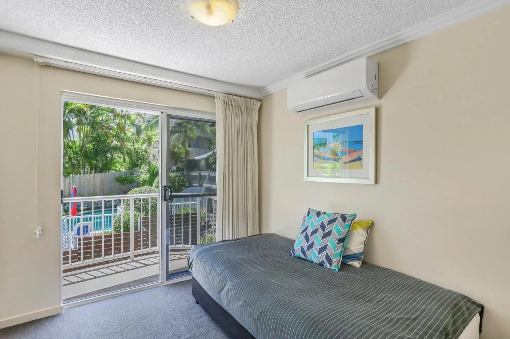 Bed in Ocean Vista On Alex