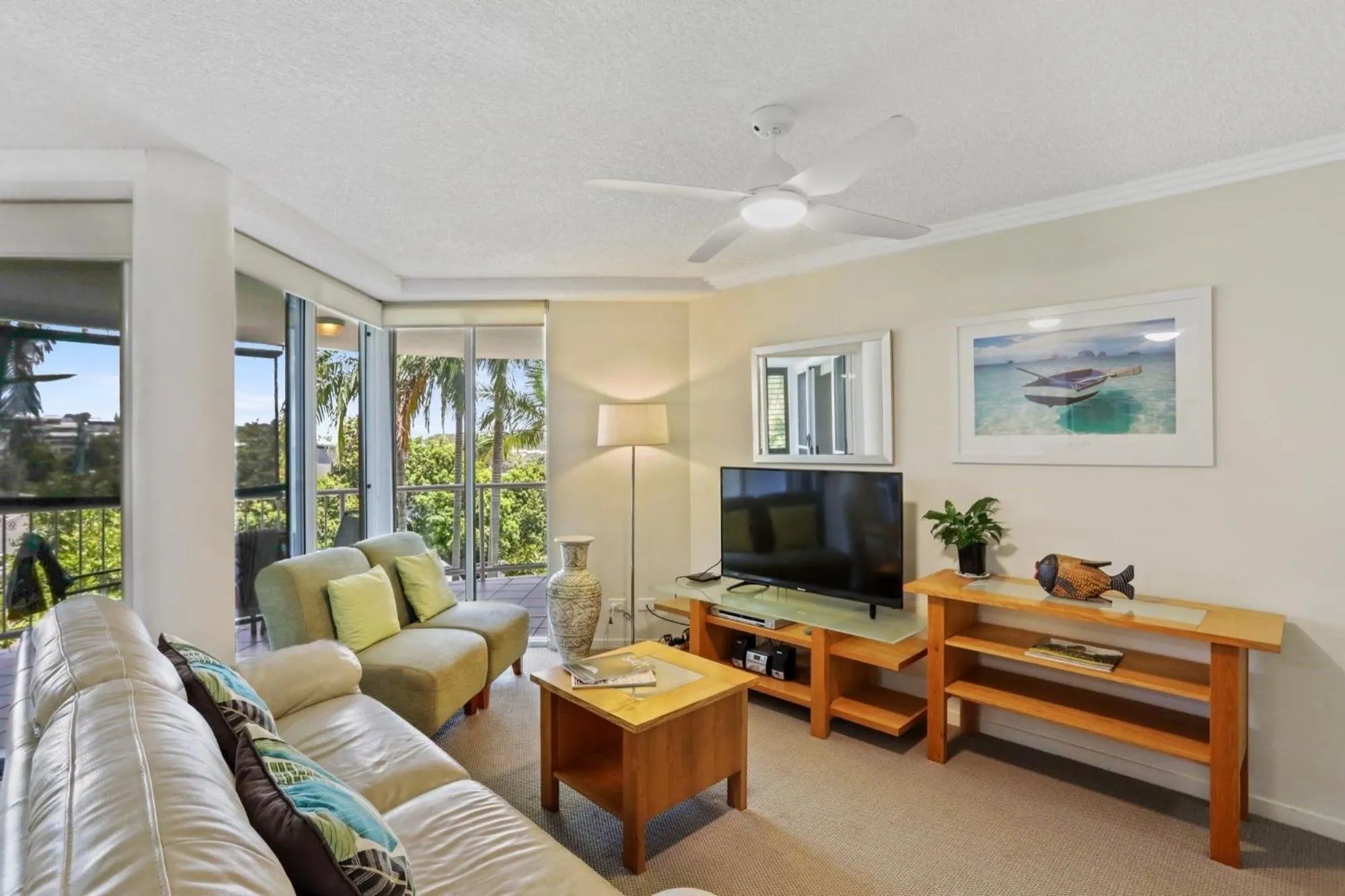 TV and multimedia in Ocean Vista On Alex