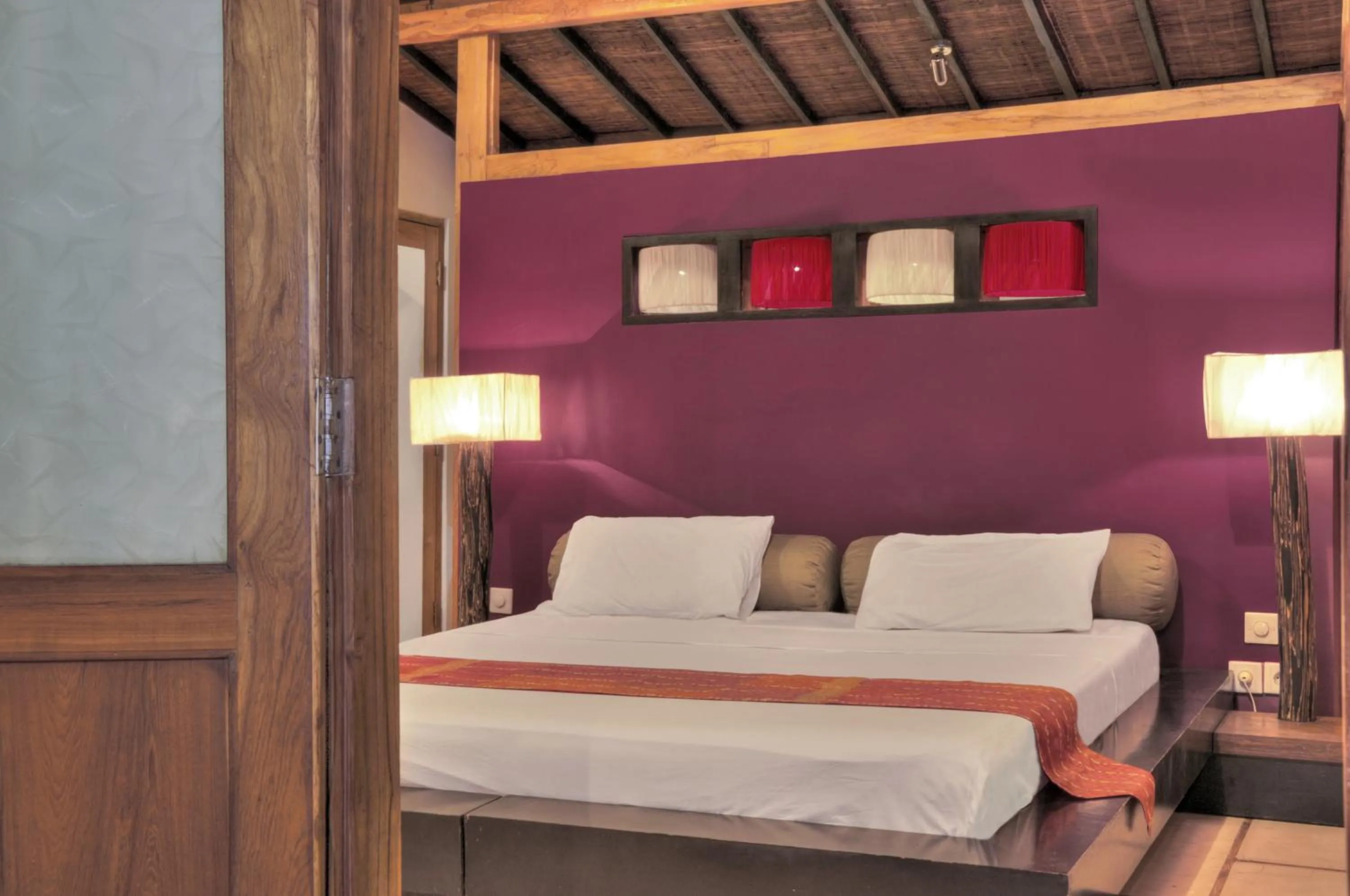 Night, Bed in Gili Joglo