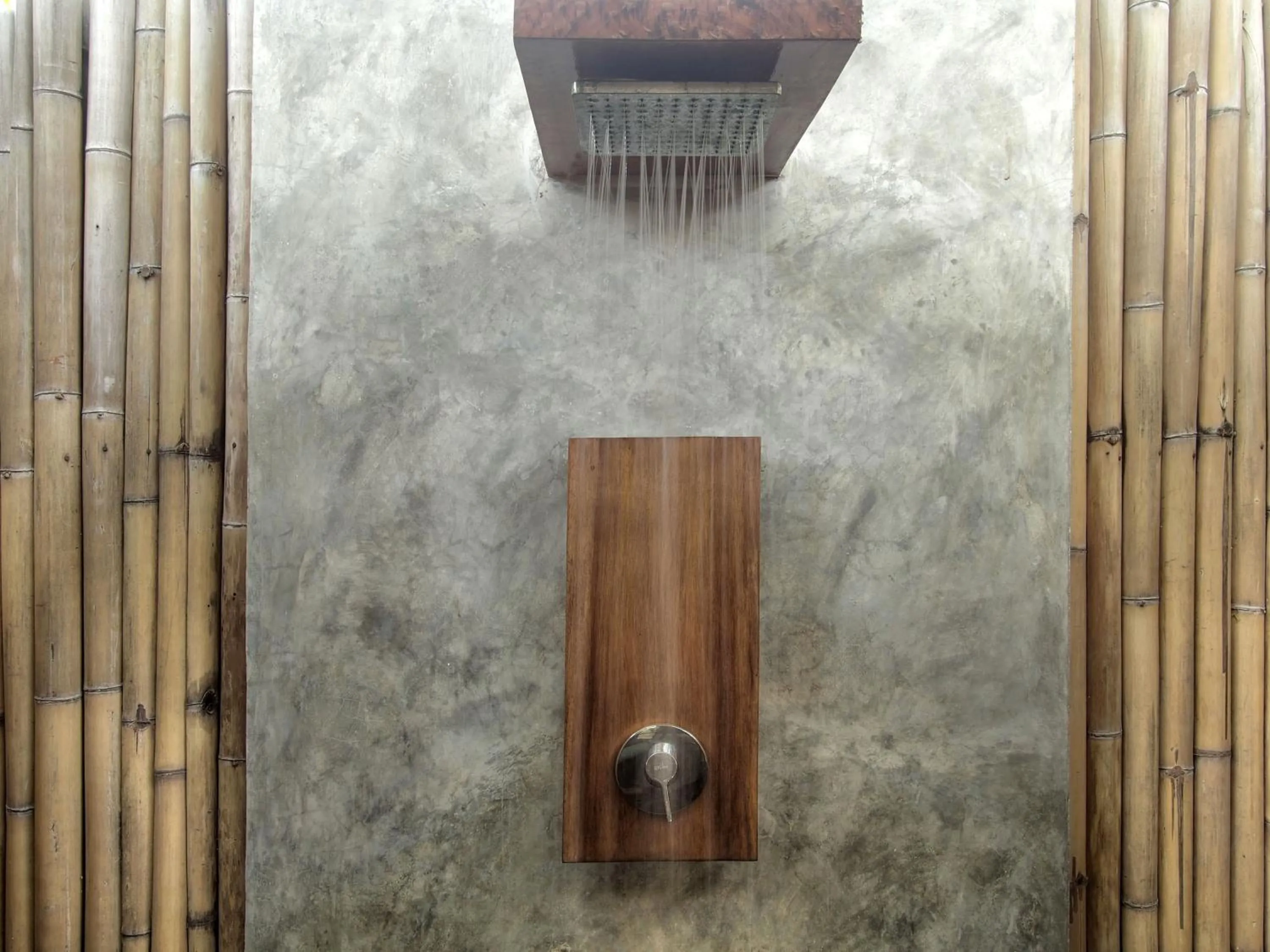 Shower in Gili Joglo
