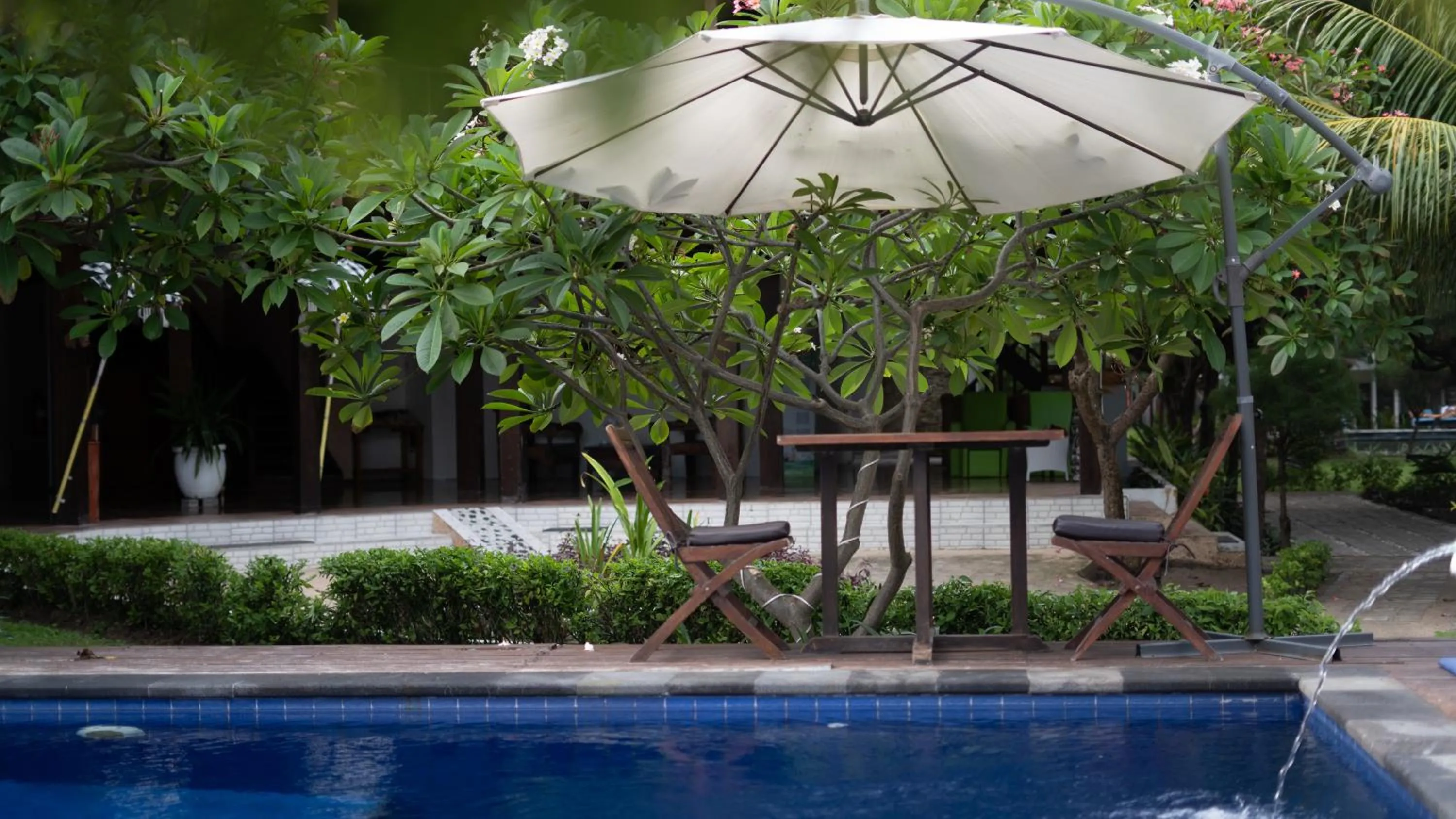 Garden in Royal Regantris Villa Karang