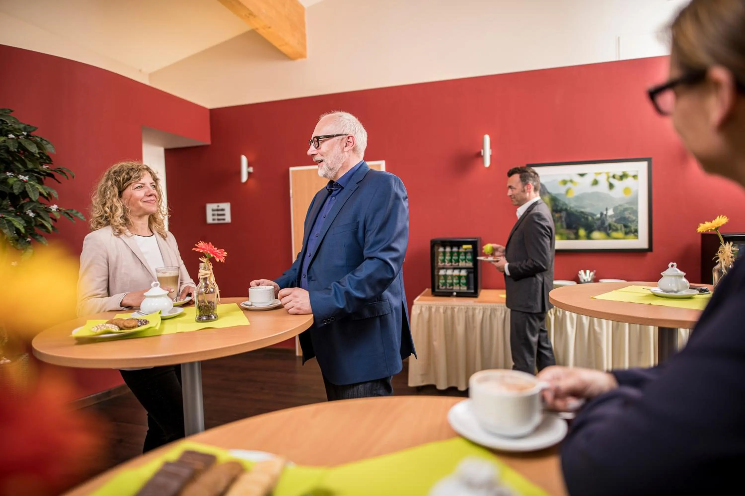 People in Farbinger Hof