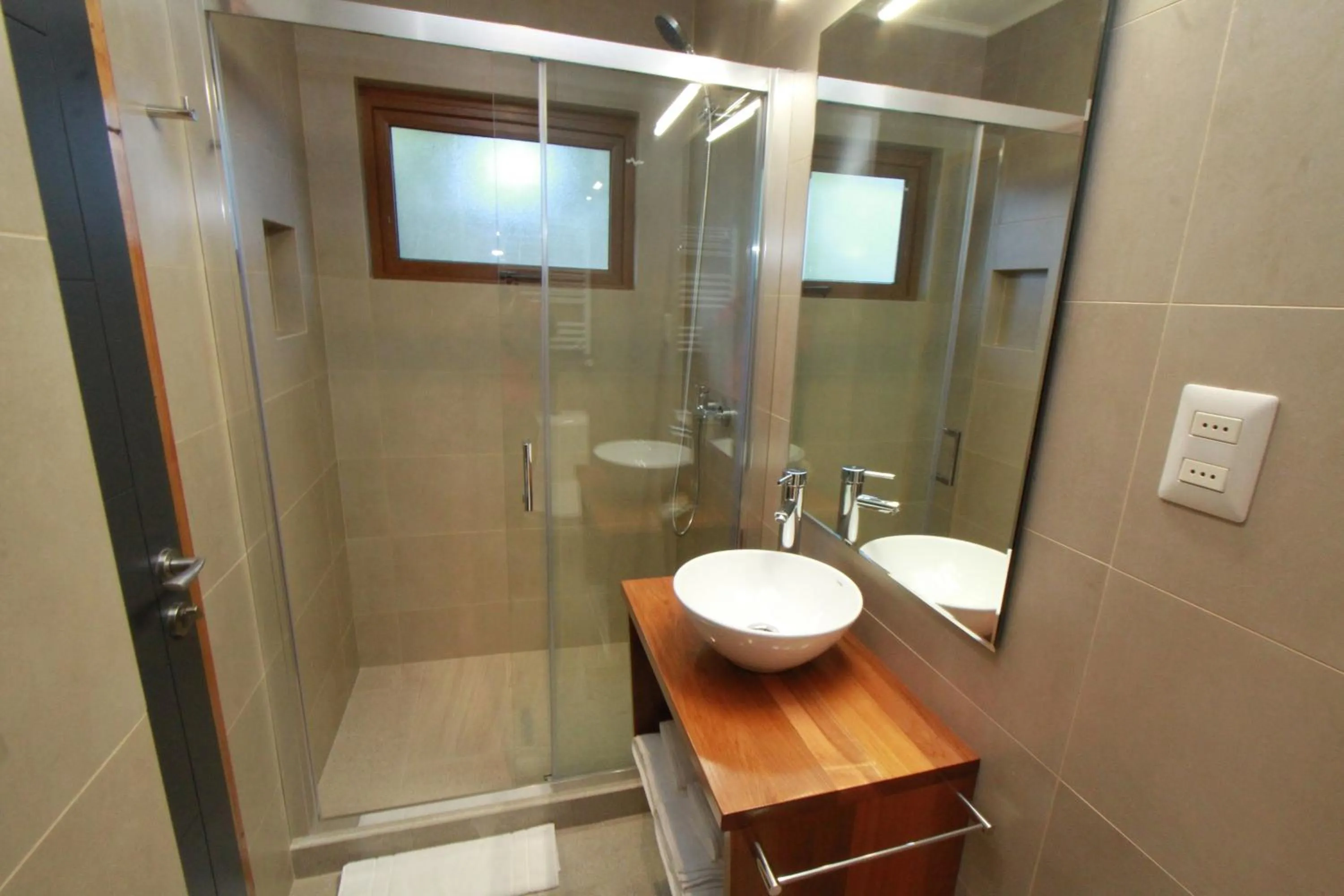 Bathroom in Patagonia Route B&B