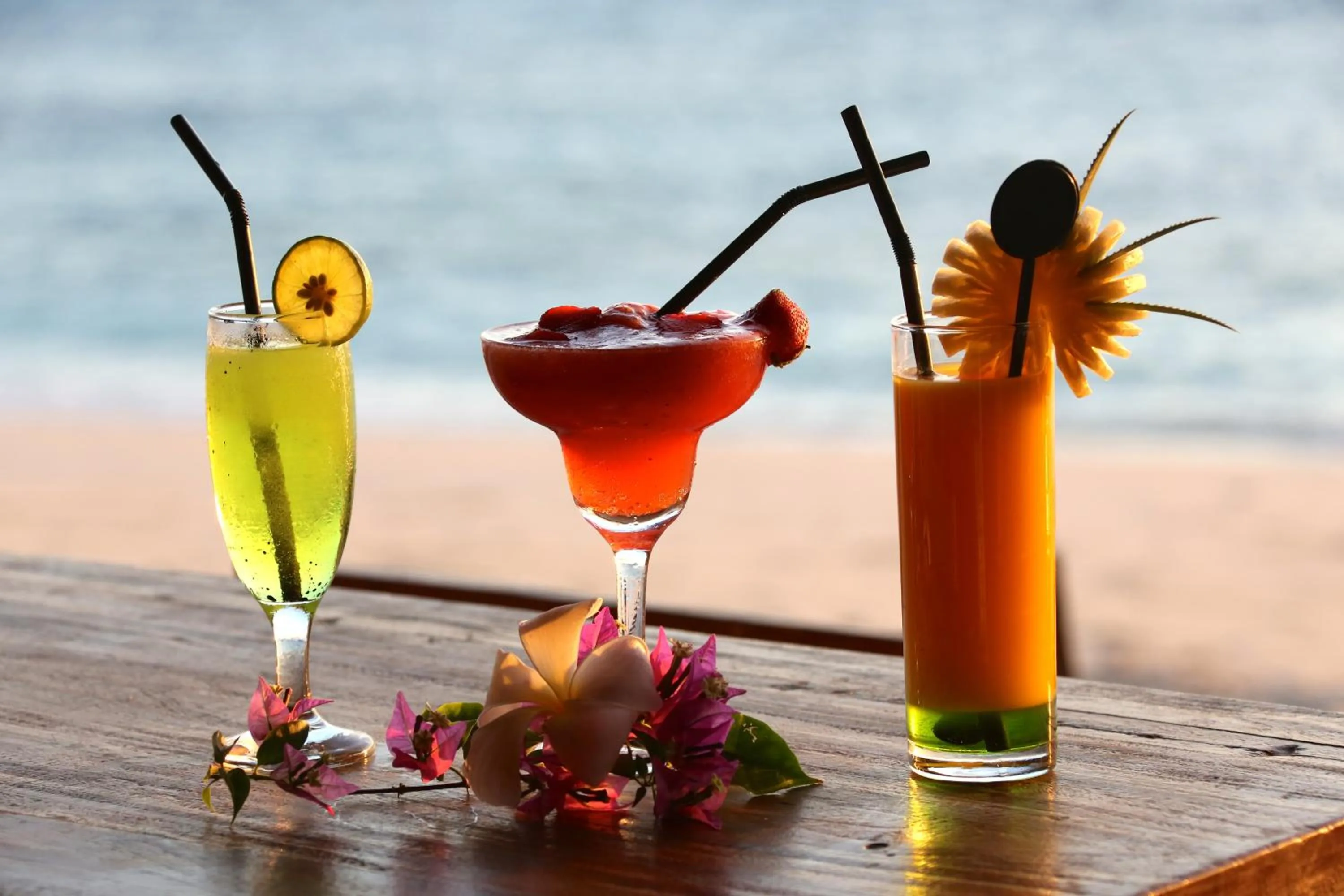 Lounge or bar in Samba Villas Beachfront View