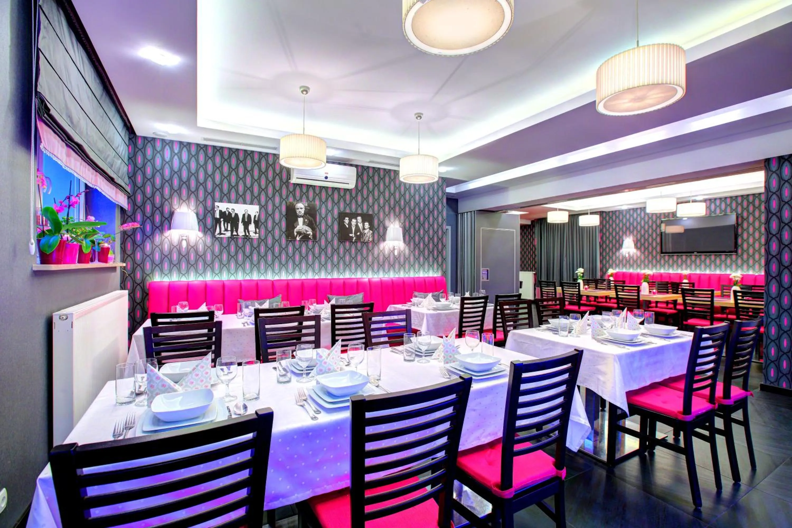 Banquet/Function facilities in Hostel Evotel