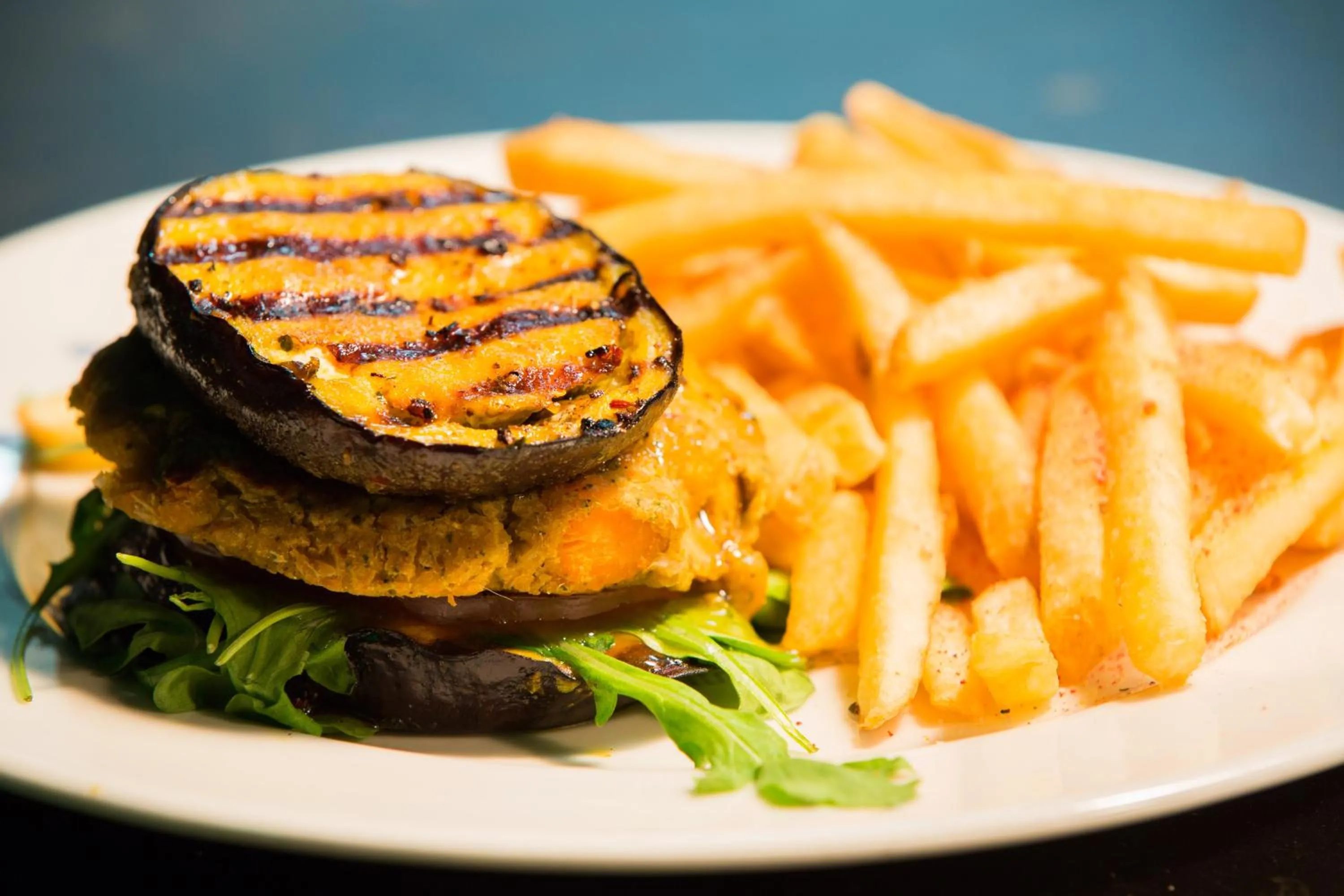 Restaurant/places to eat in Student Hostel