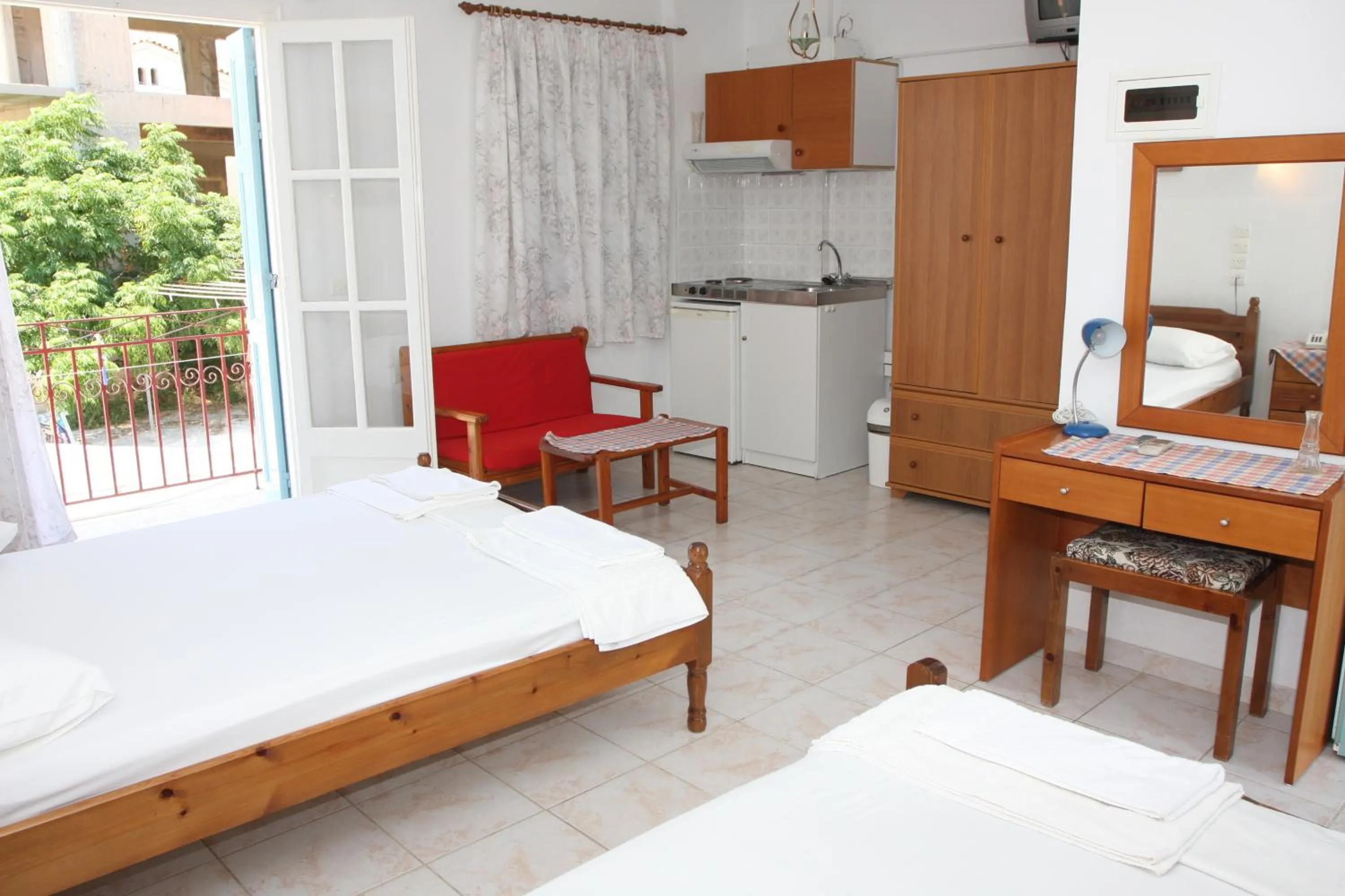 Day, Bed in Akrogiali Hotel