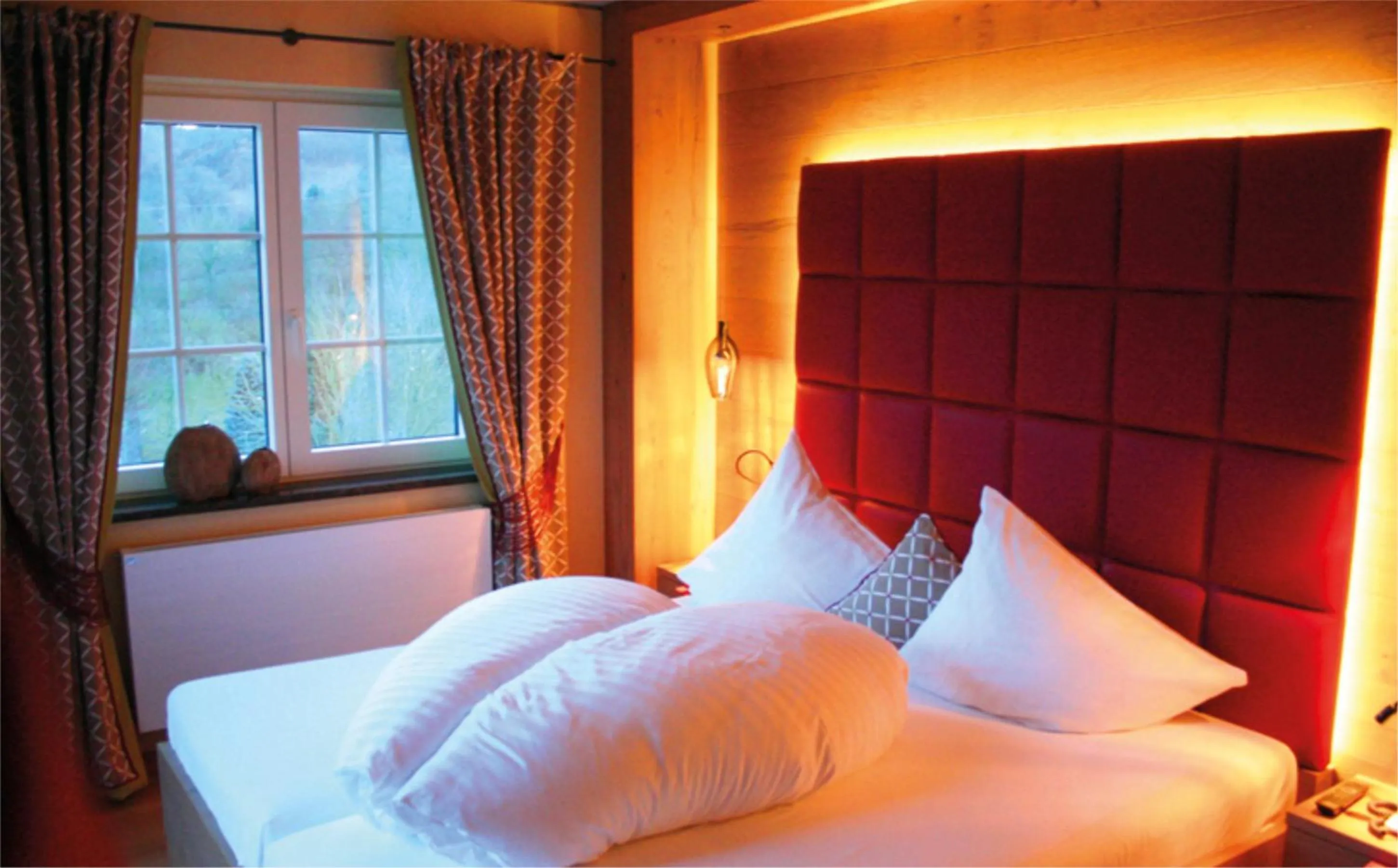 Bed in Hotel Rebstock Durbach