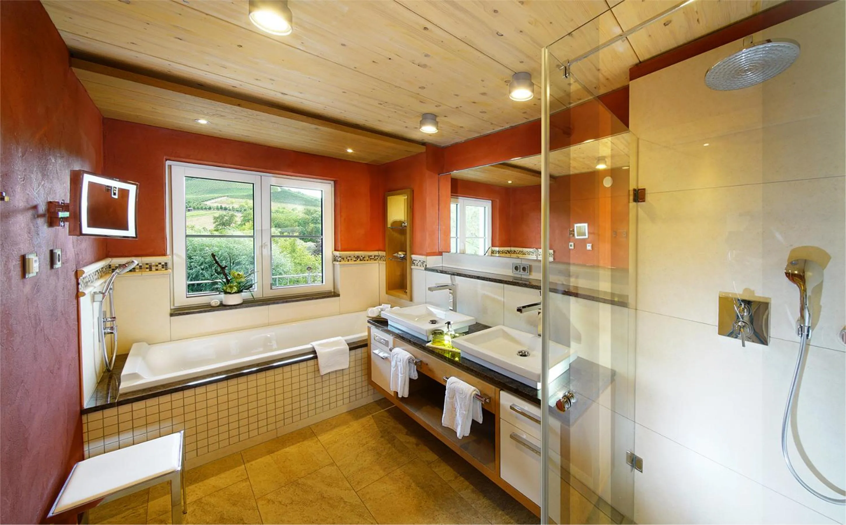 Bathroom, Bed in Hotel Rebstock Durbach