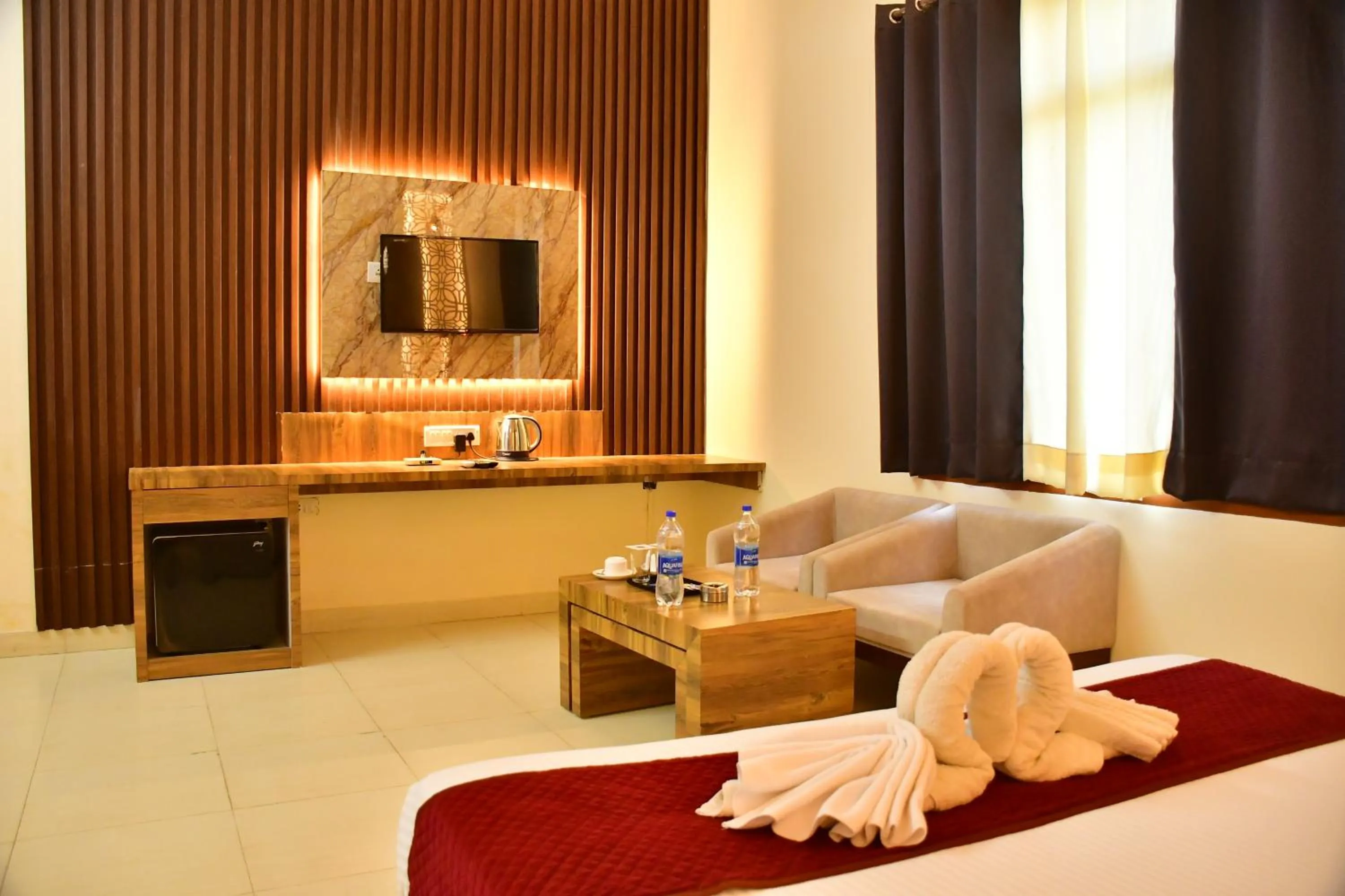 TV and multimedia, Bed in Hotel Sanctuary Resort