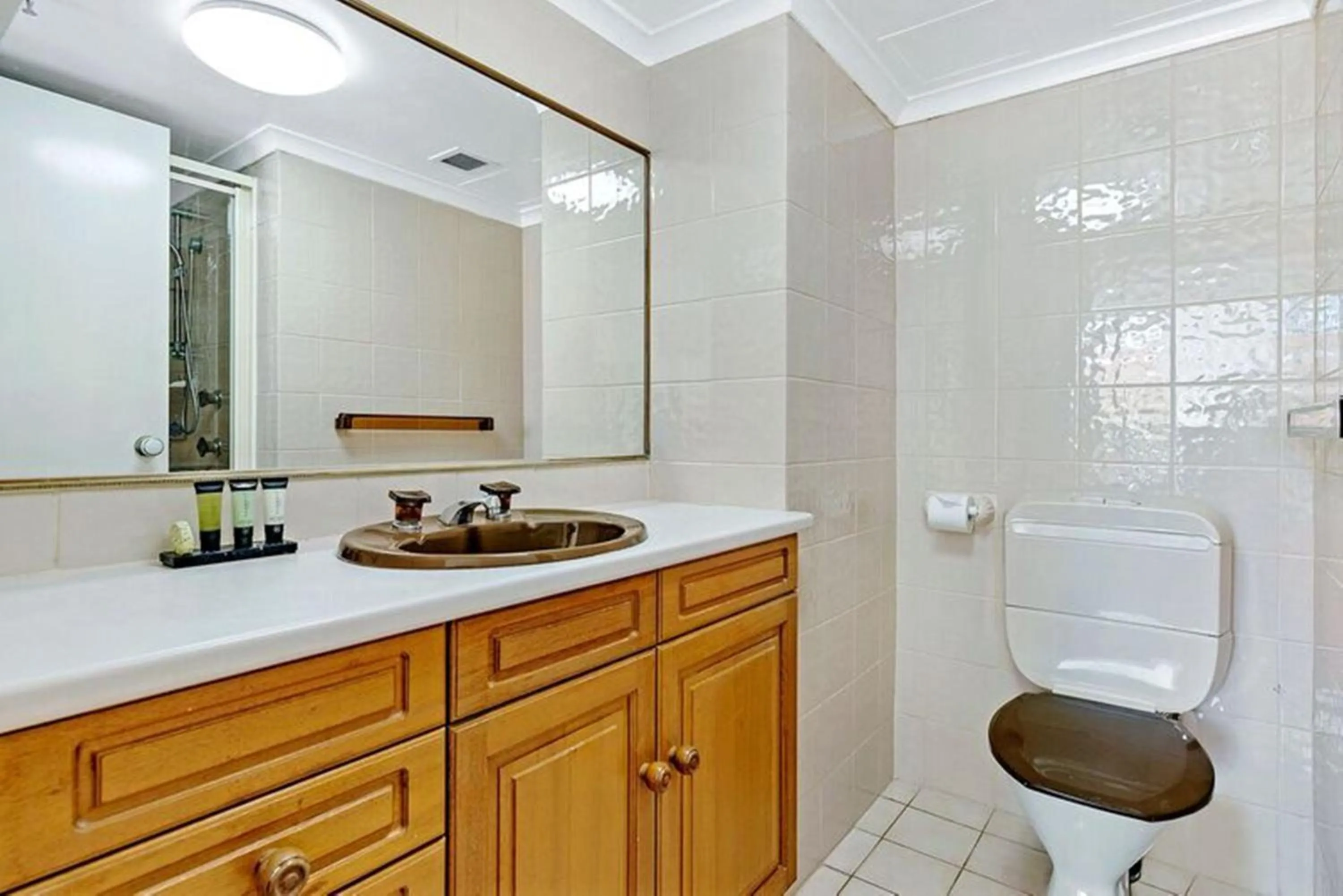 Bathroom in ULTIQA Beach Haven on Broadbeach