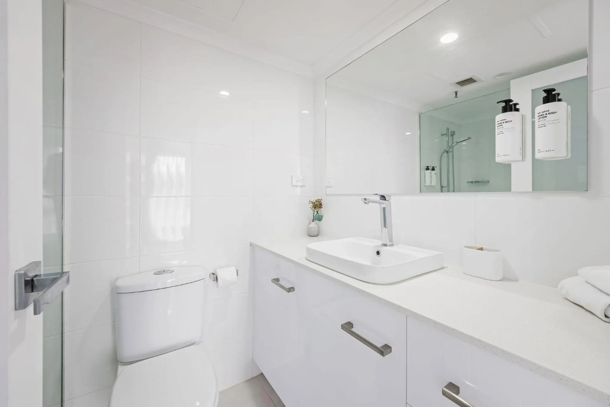 kitchen in ULTIQA Beach Haven on Broadbeach