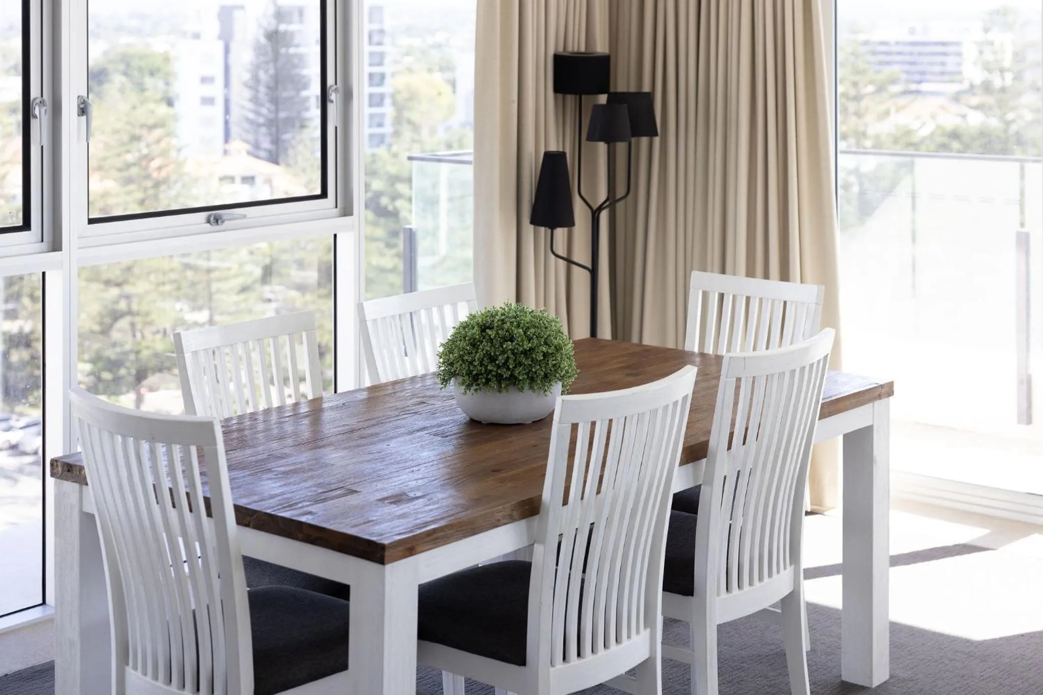 Dining area in ULTIQA Beach Haven on Broadbeach