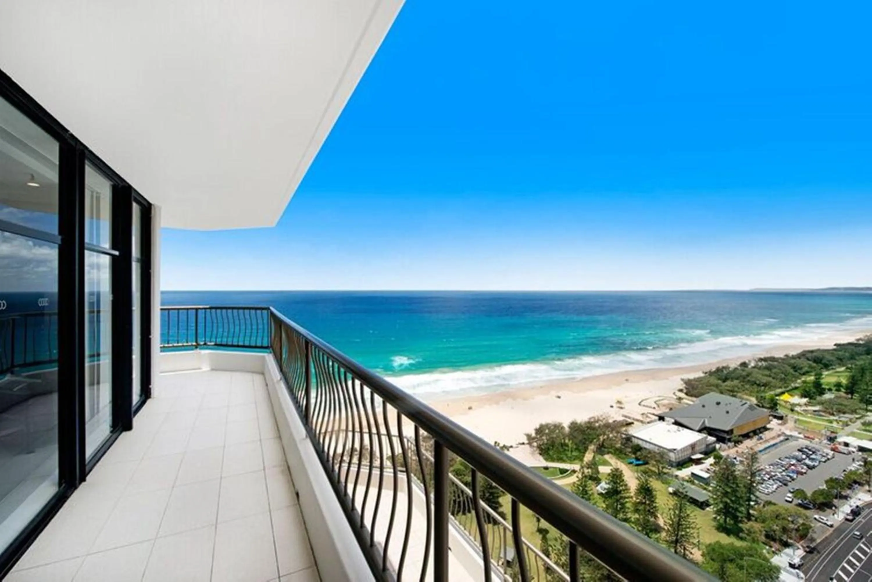 Balcony/Terrace in ULTIQA Beach Haven on Broadbeach