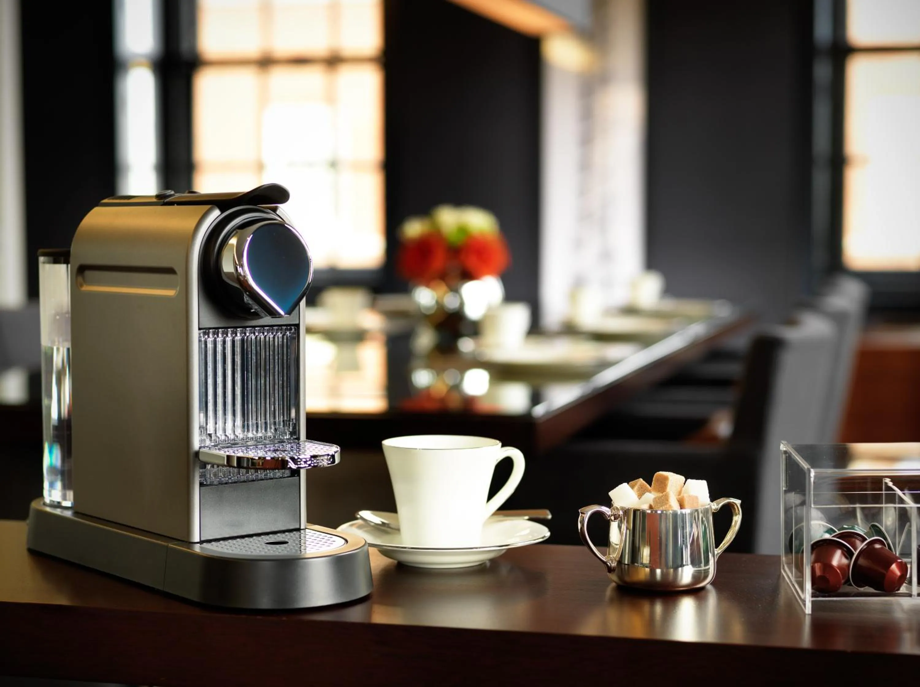 Coffee/tea facilities in Grosvenor House Suites