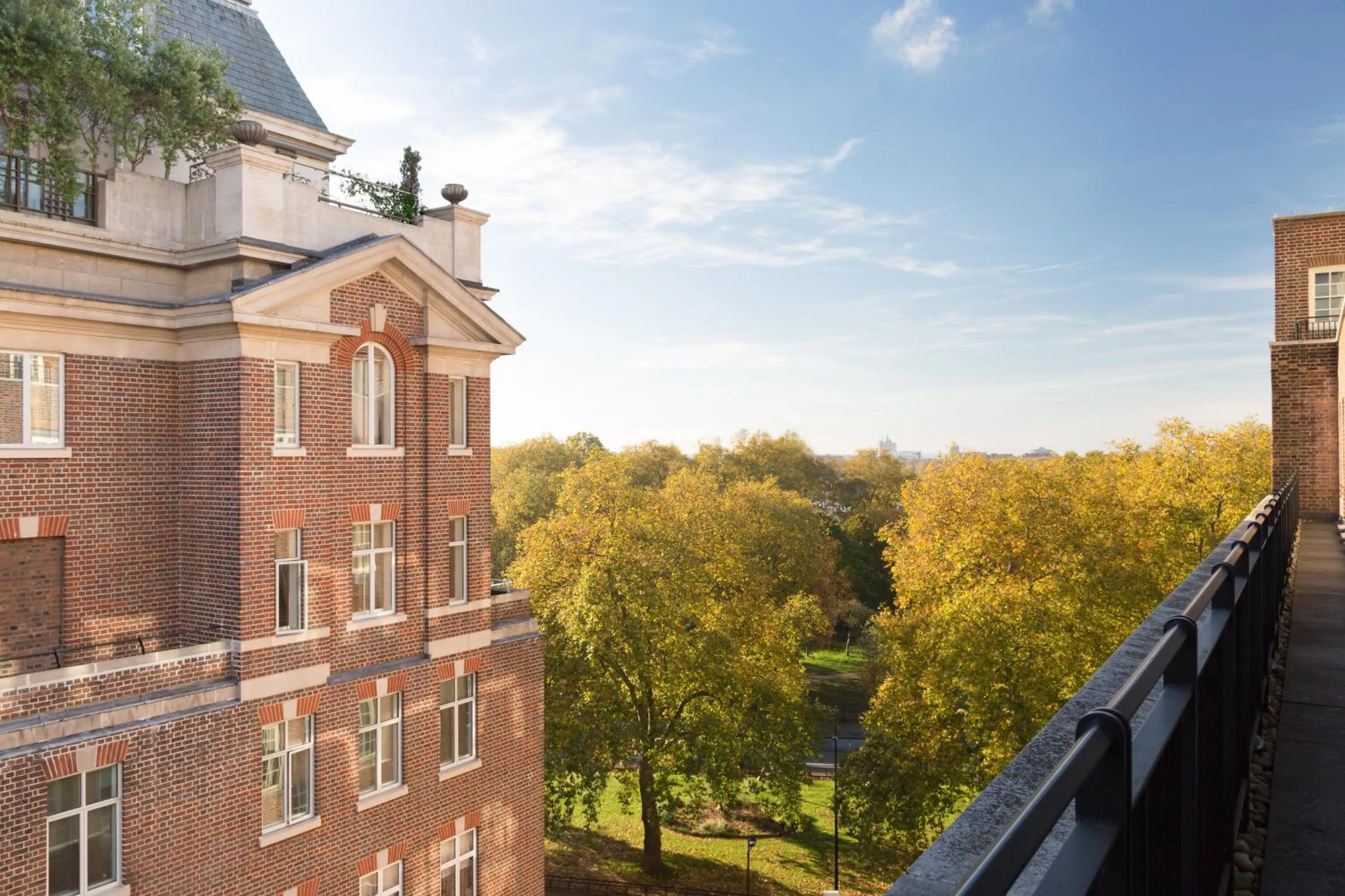 Landmark view in Grosvenor House Suites