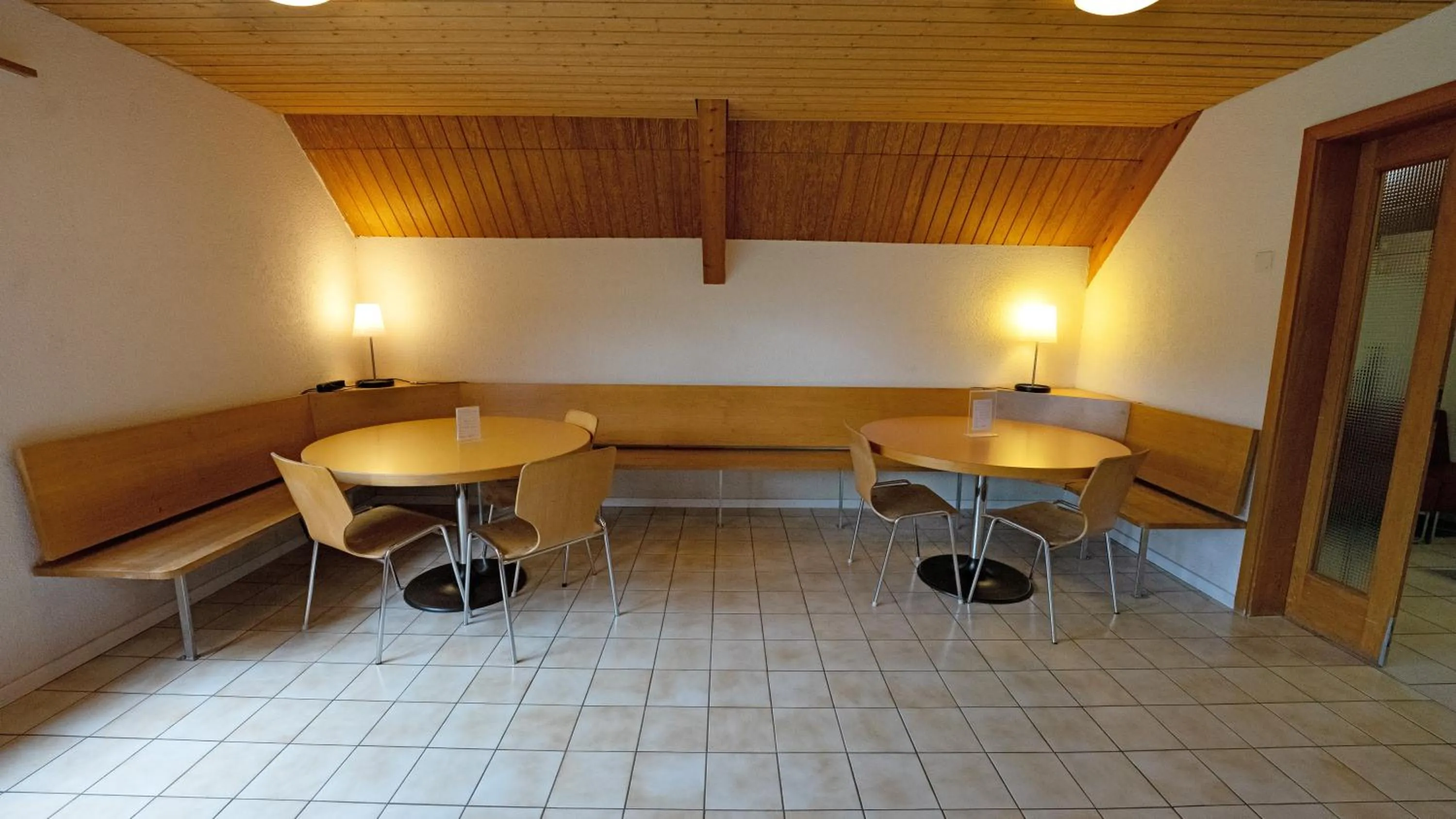 Living room in Delémont Youth Hostel