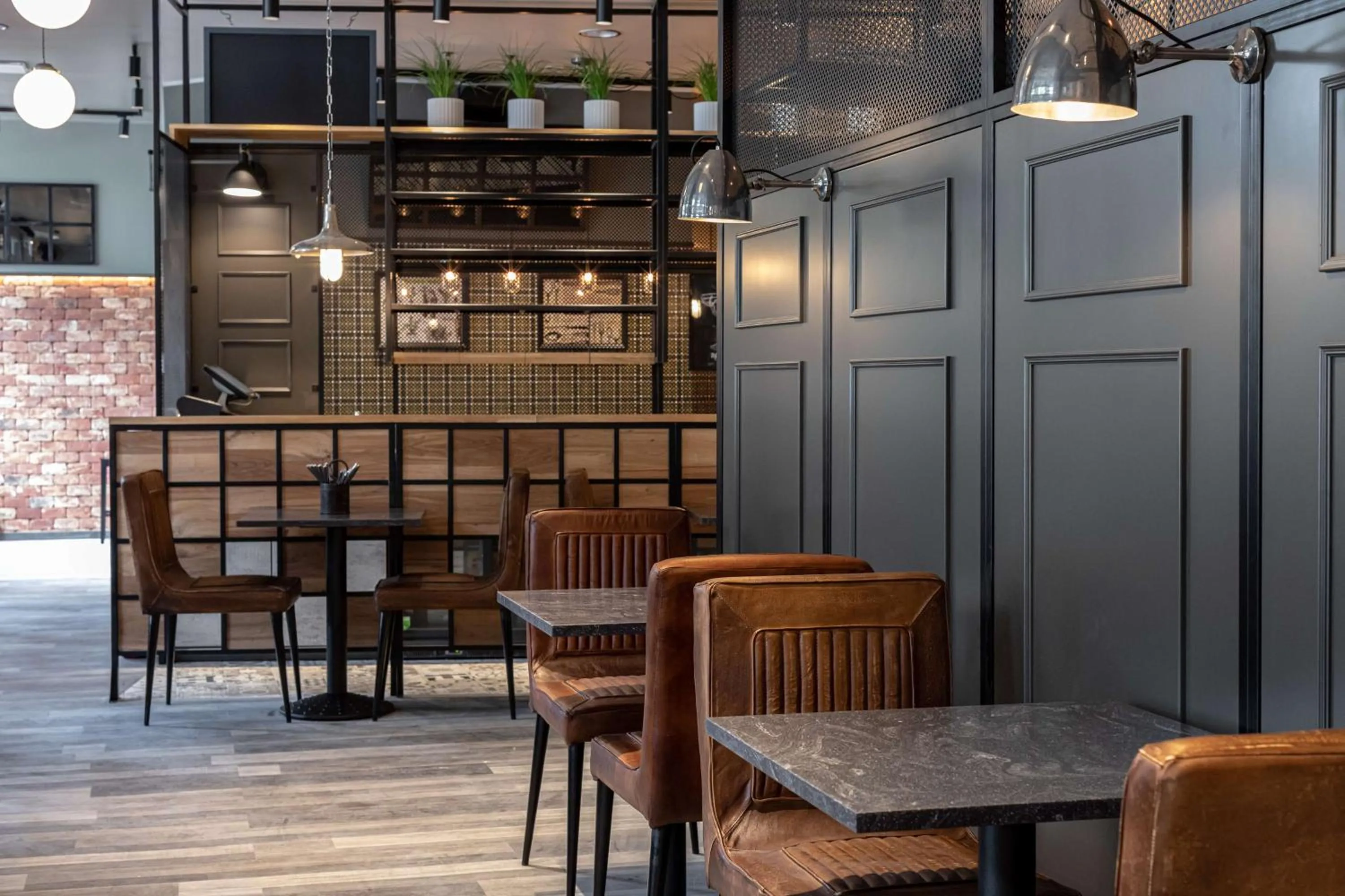 Restaurant/places to eat in Scandic Pasila