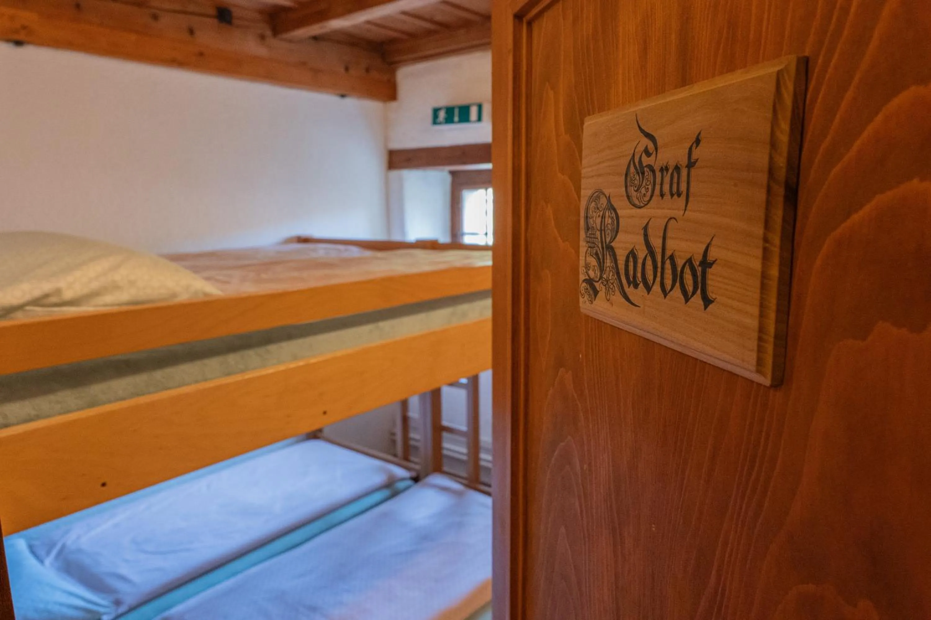 Bedroom, Bed in Brugg Youth Hostel