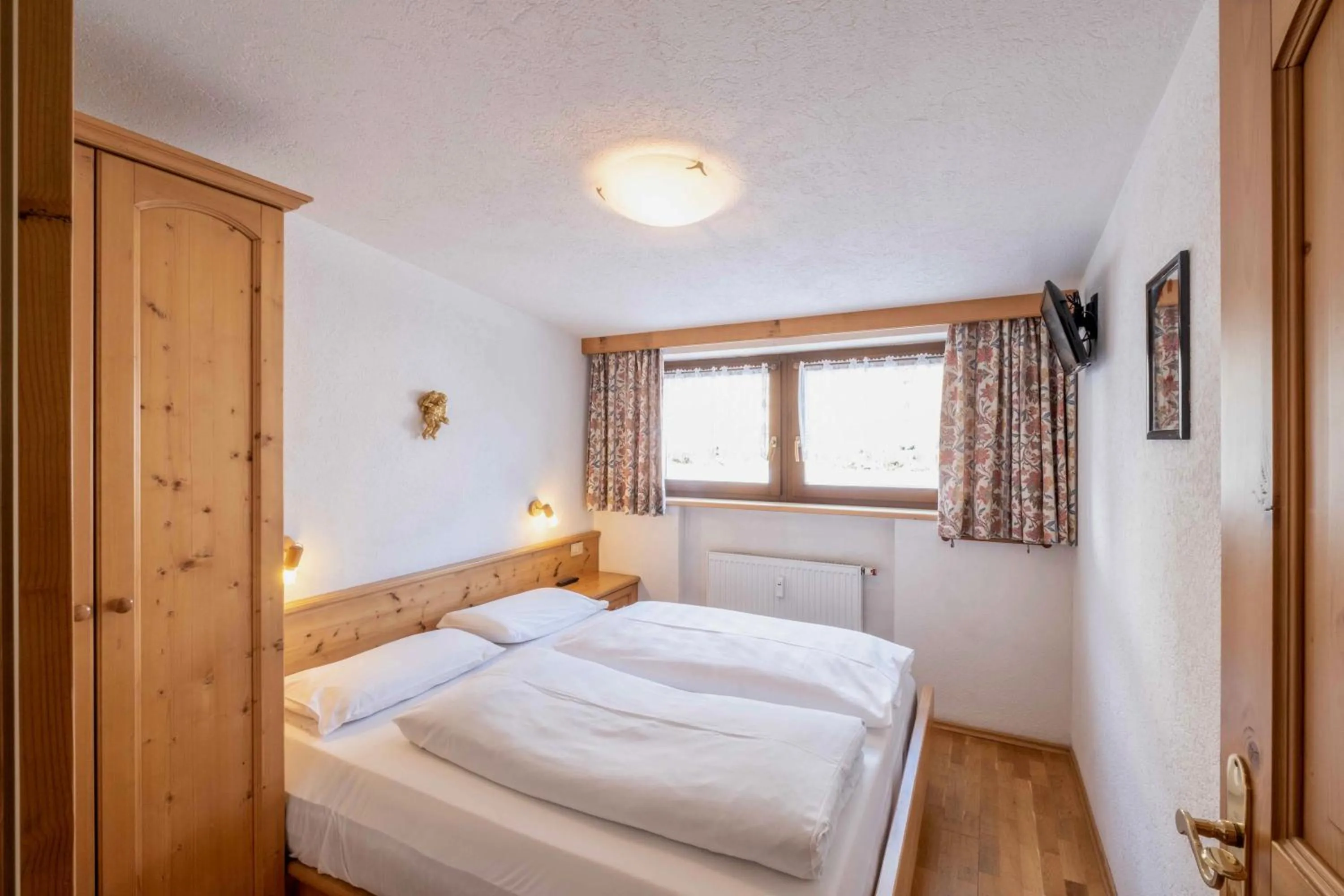 Bed in Residence Salvan