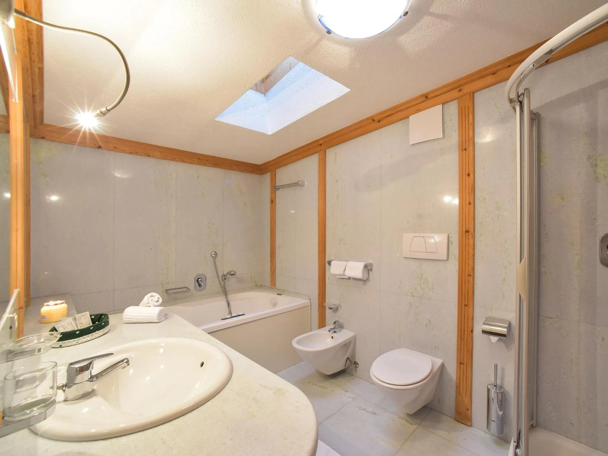 Toilet in Residence Salvan