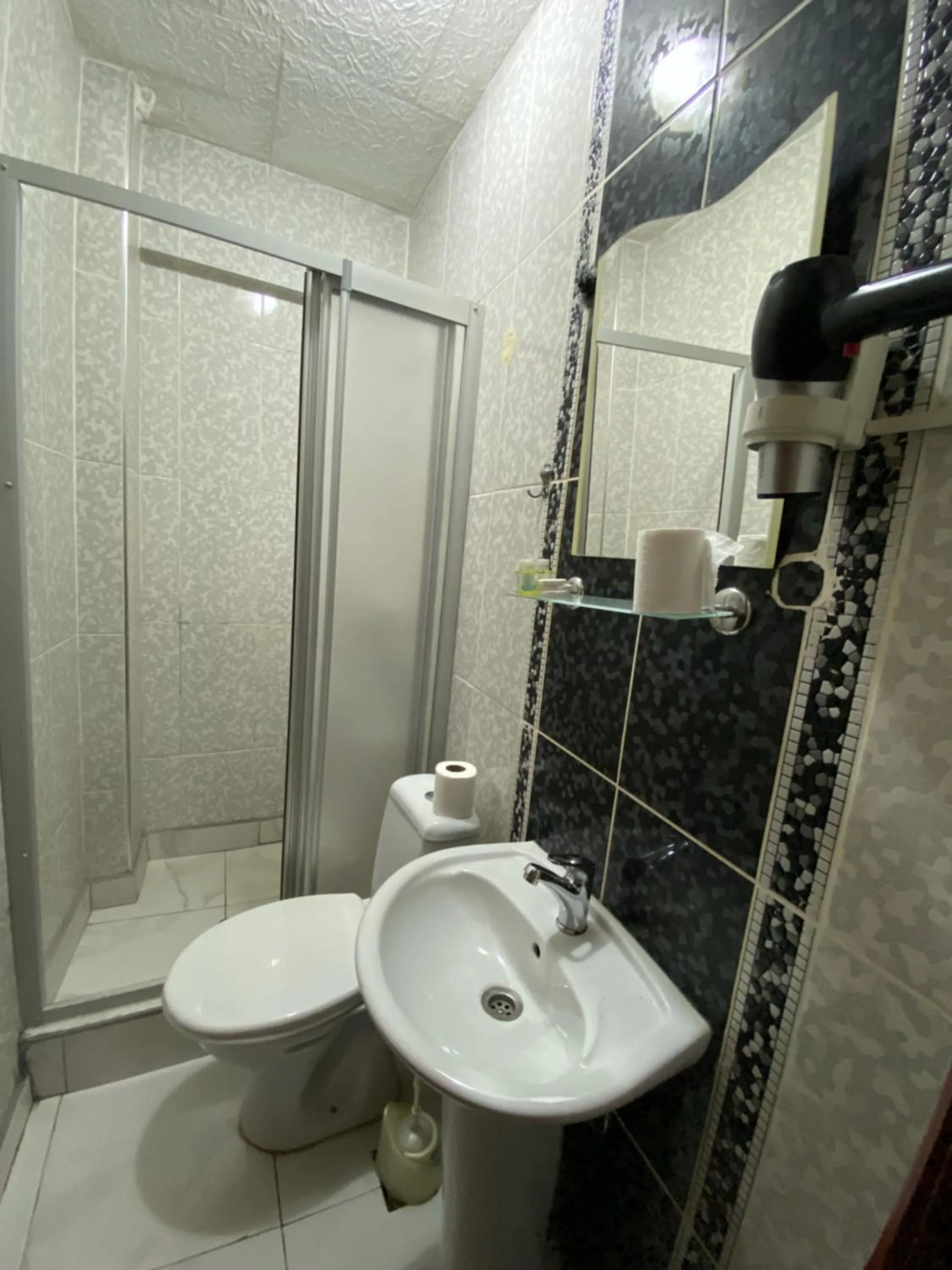 Bathroom in Kadikoy Kervansaray Hotel