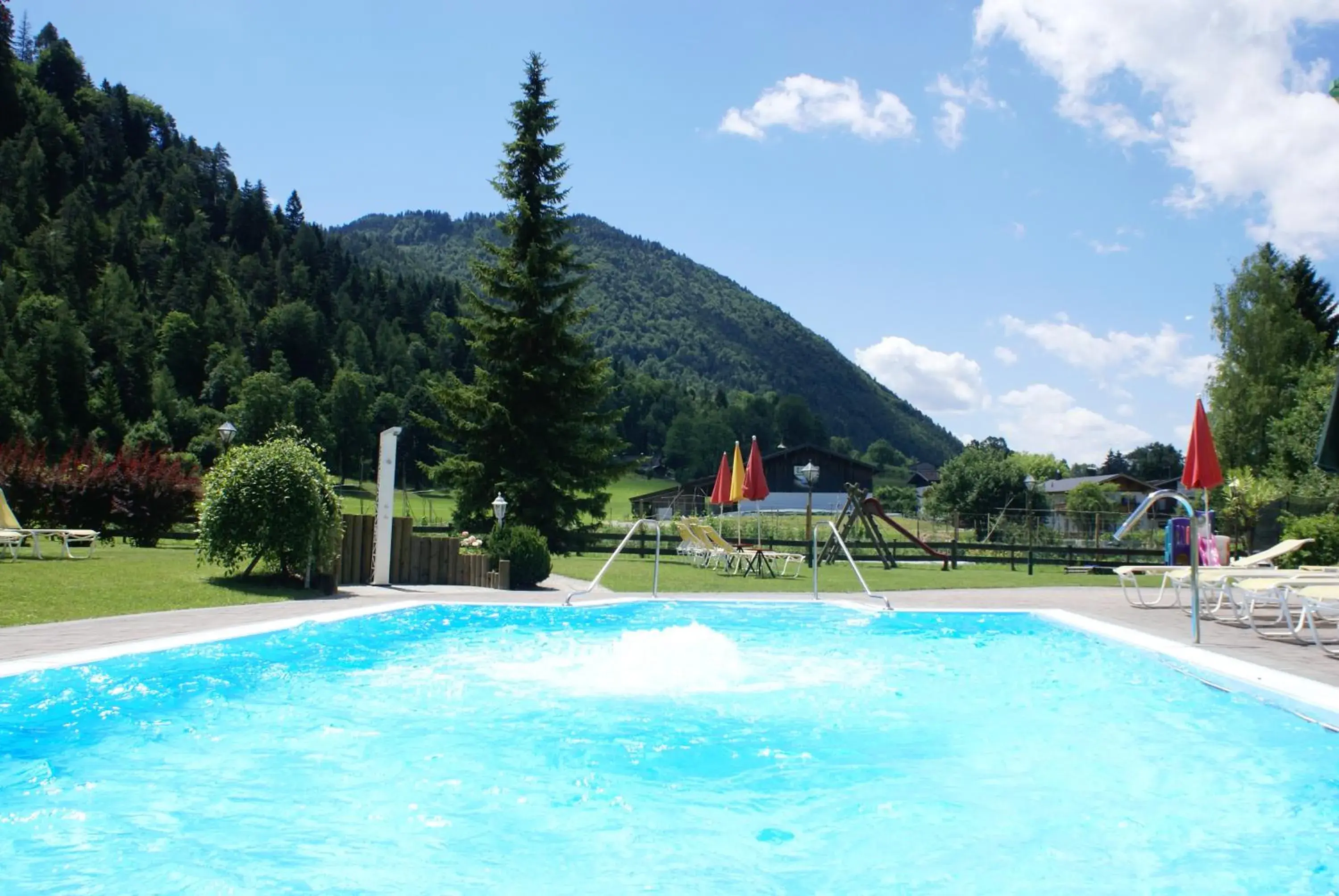 Open Air Bath, Swimming Pool in Vitalhotel Berghof