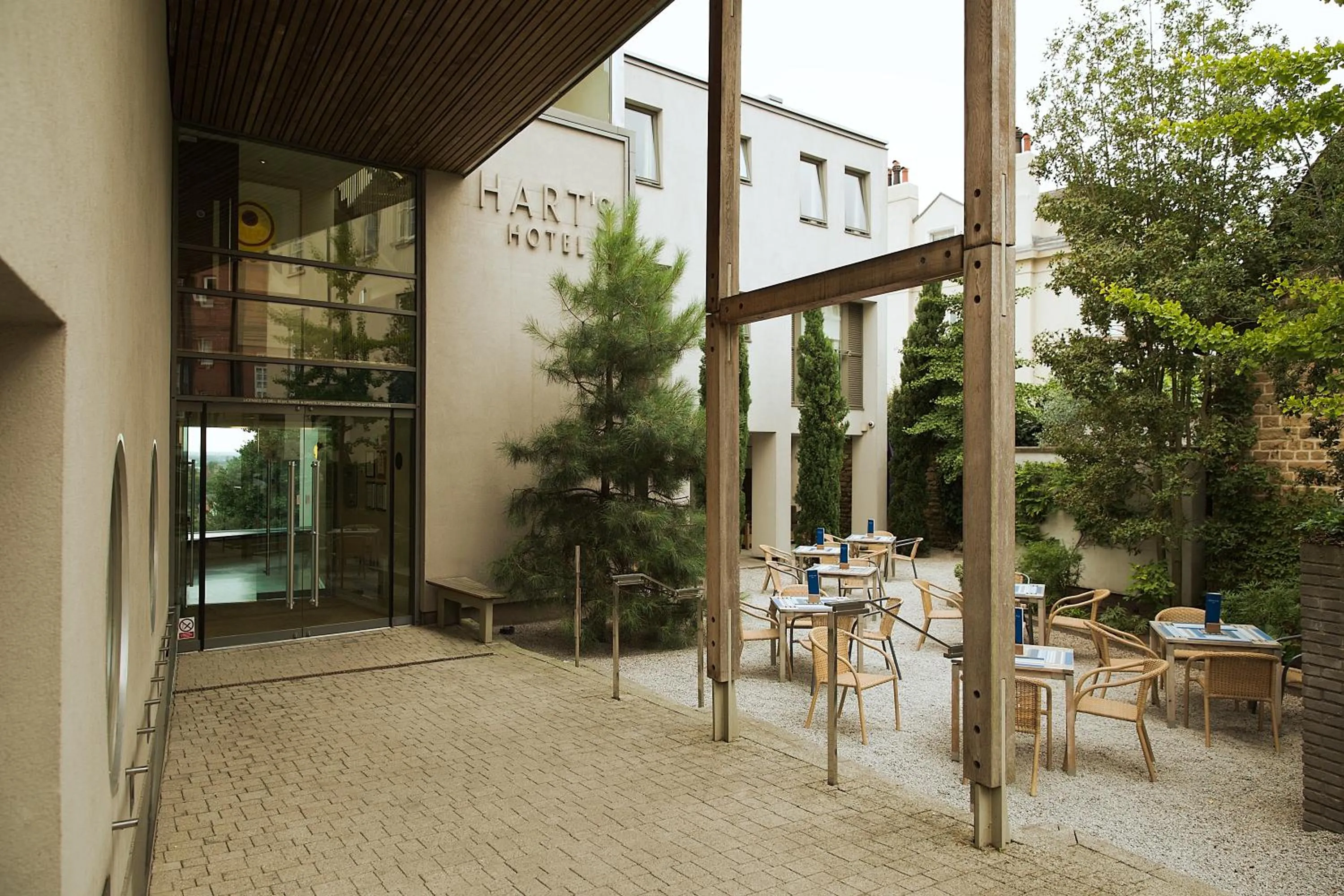 Seating area in Hart's Hotel