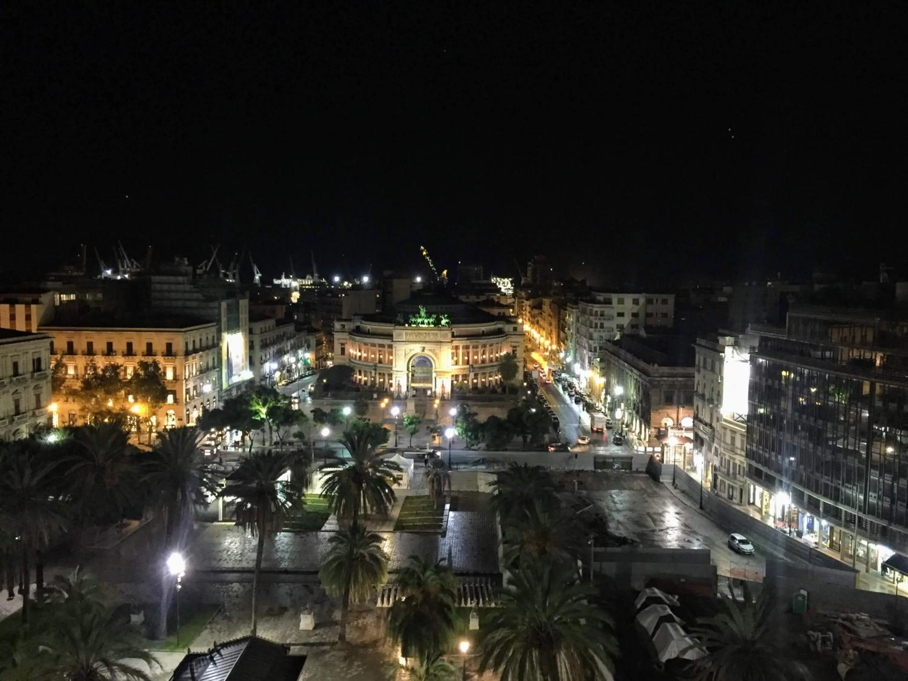 Nearby landmark in YooRoom