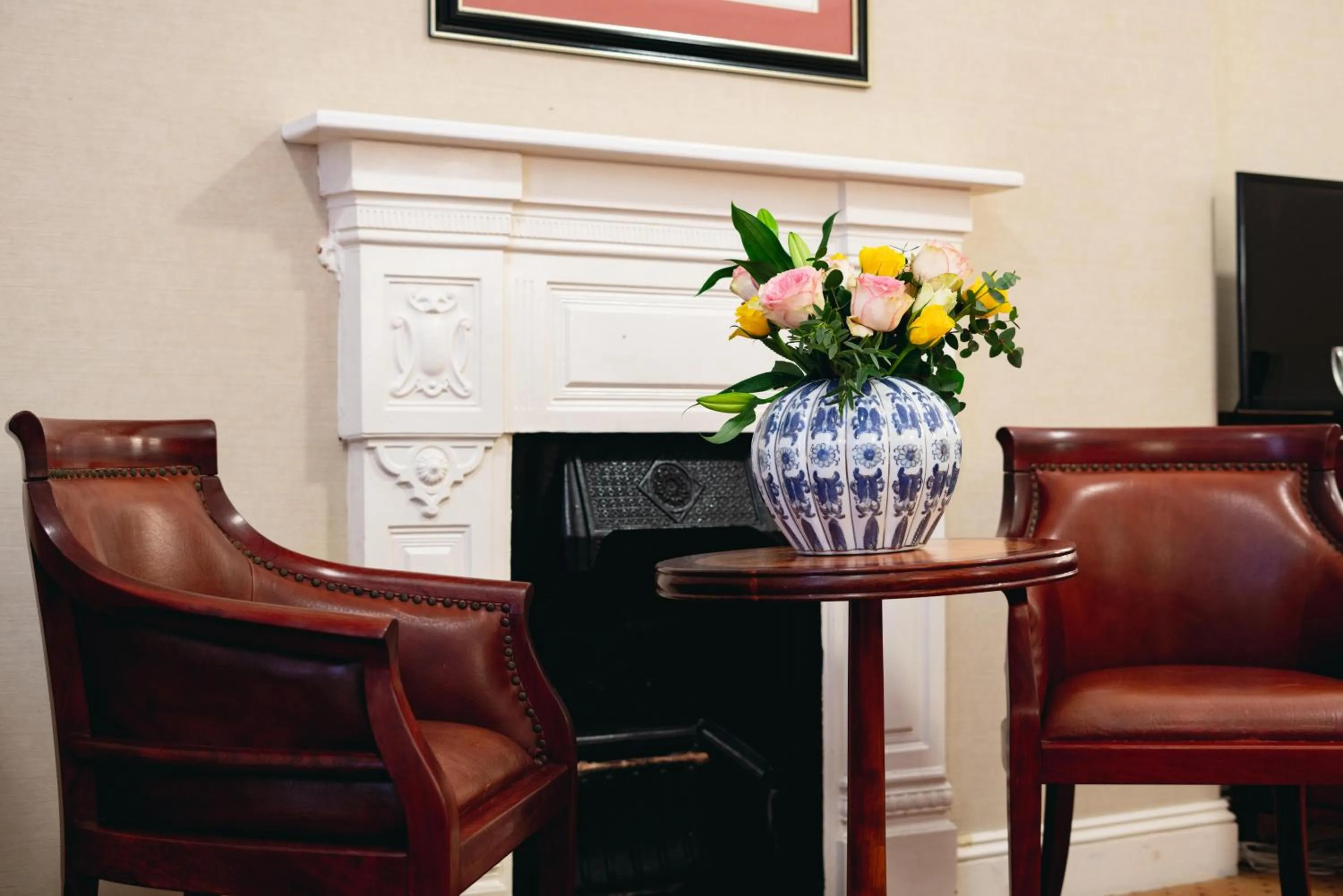 Seating area in Grange Clarendon Hotel