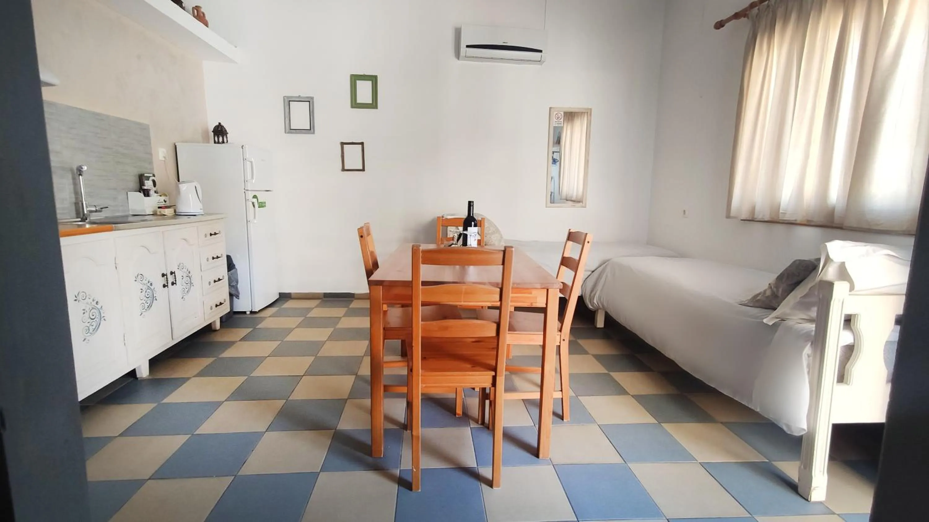 Panorama Studios & Apartments