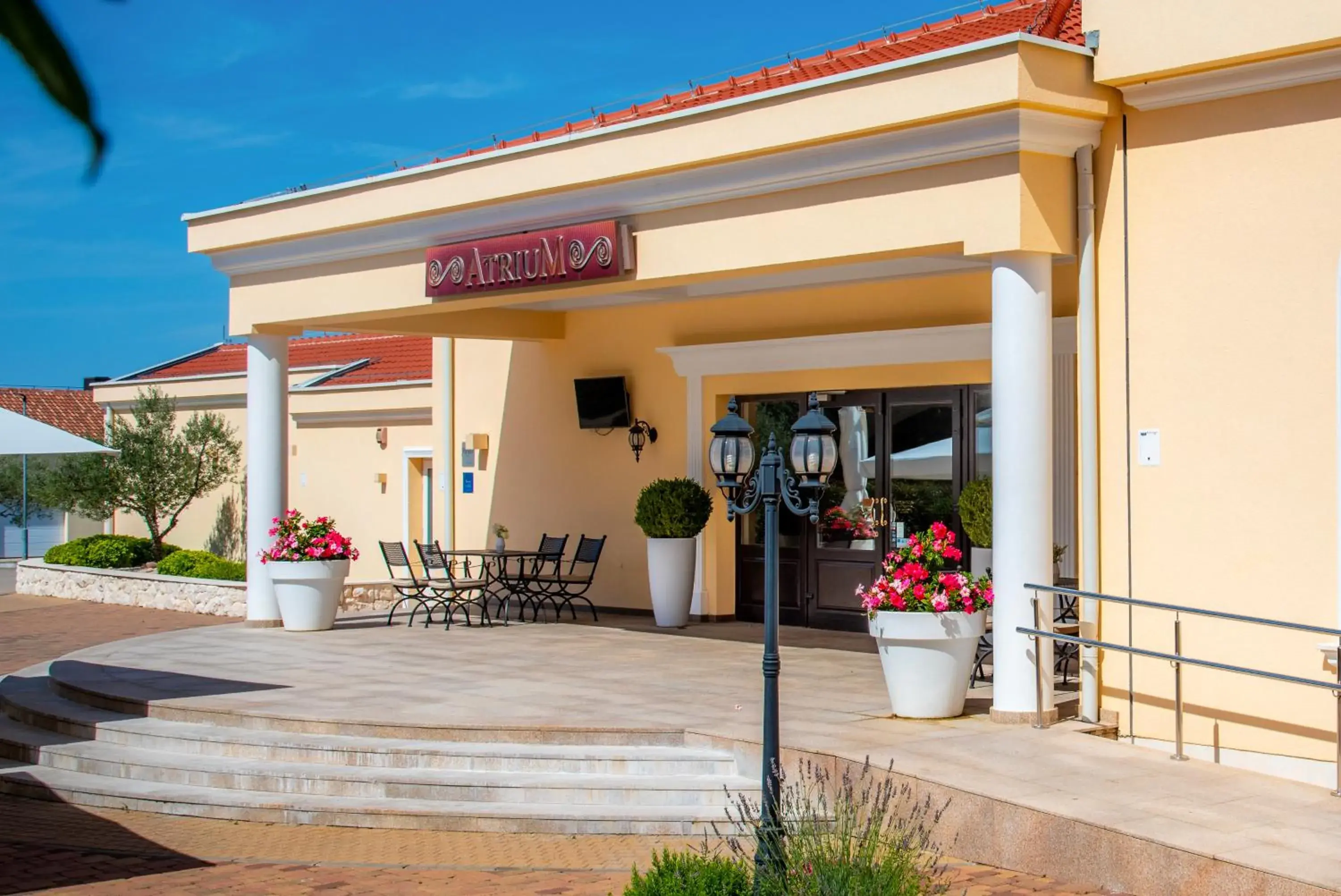 Guest Accommodation Atrium Gulin Guest Accommodation Atrium Gulin