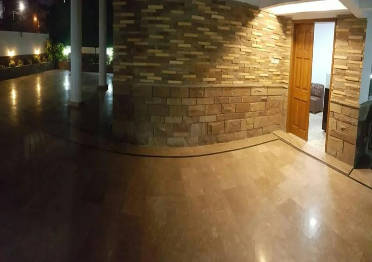 Property building in Motel Royal Fantasy