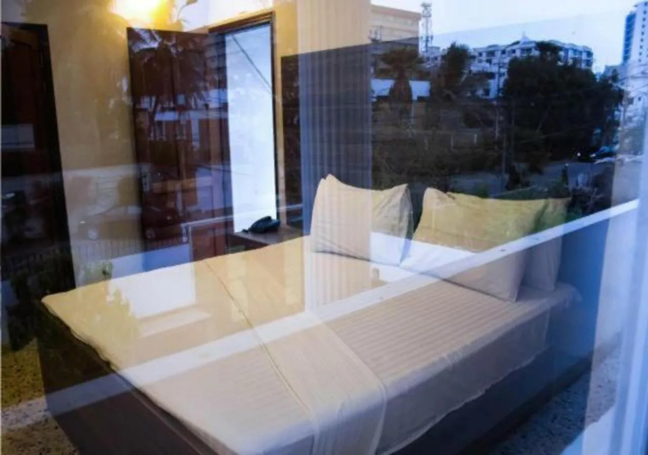 Bedroom, Bed in Motel Royal Fantasy