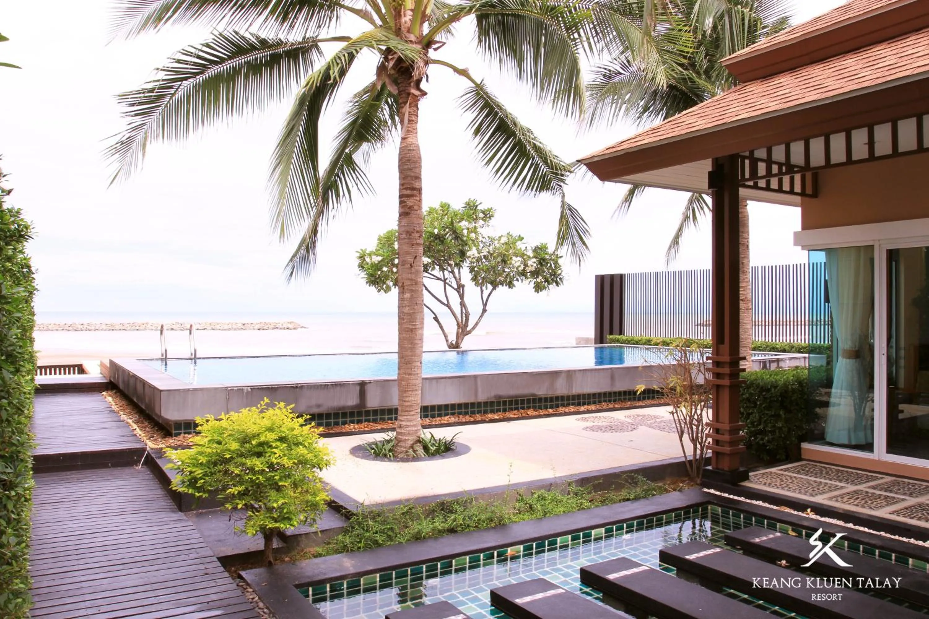 Keang Kluen Talay Resort