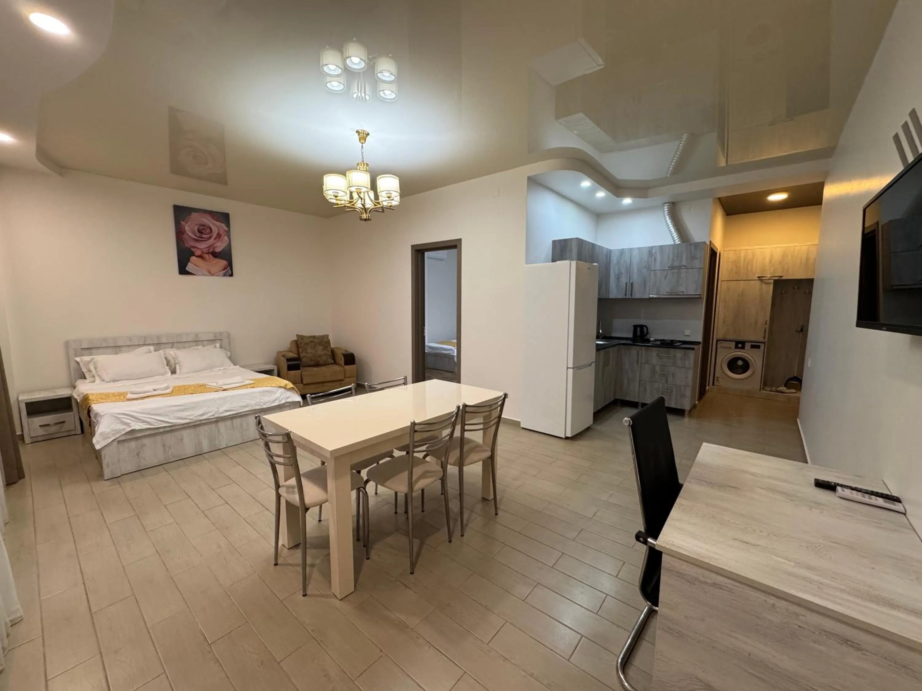 Property building, Bed in Nakashidze's Apartments
