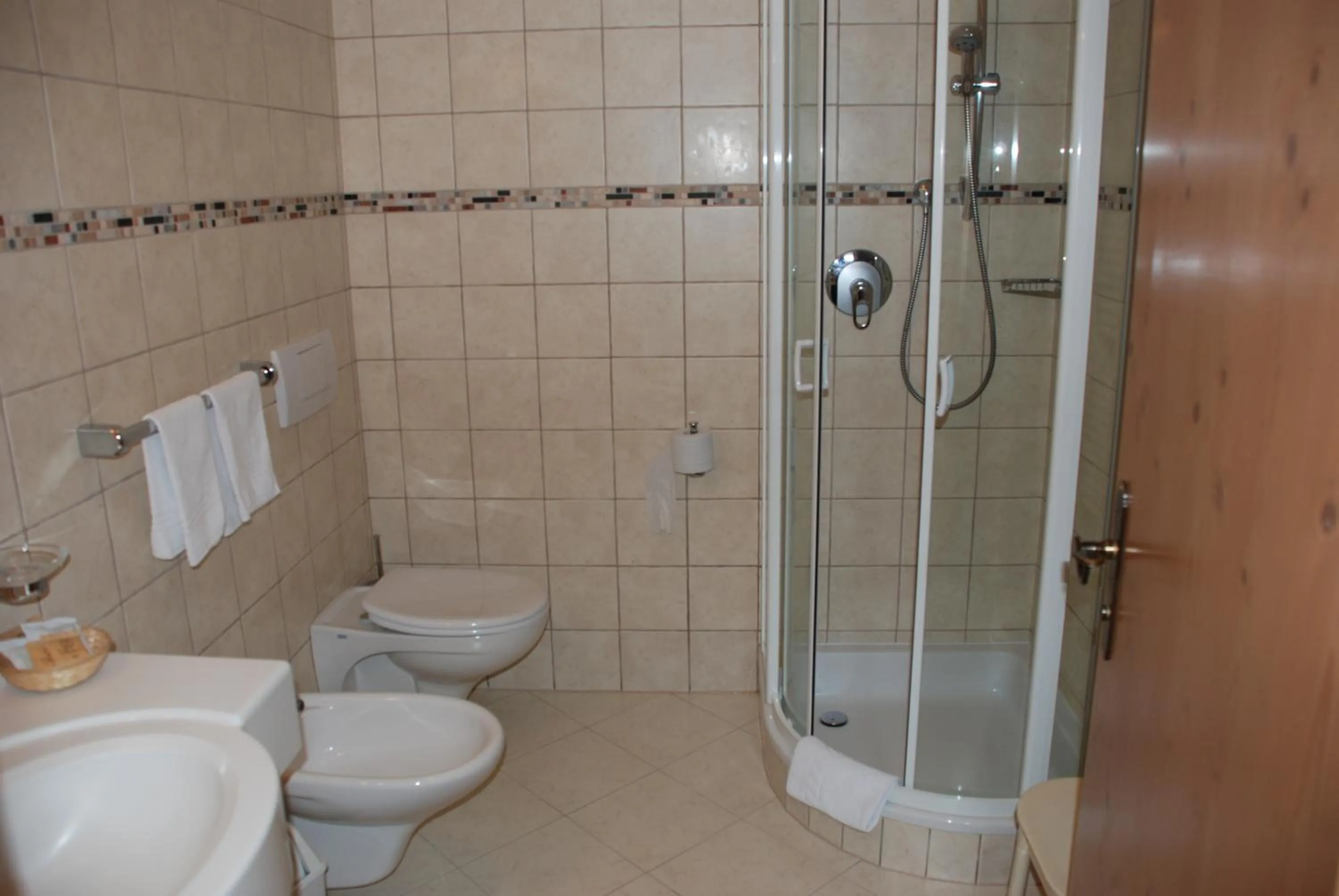 Bathroom in Hotel Flora