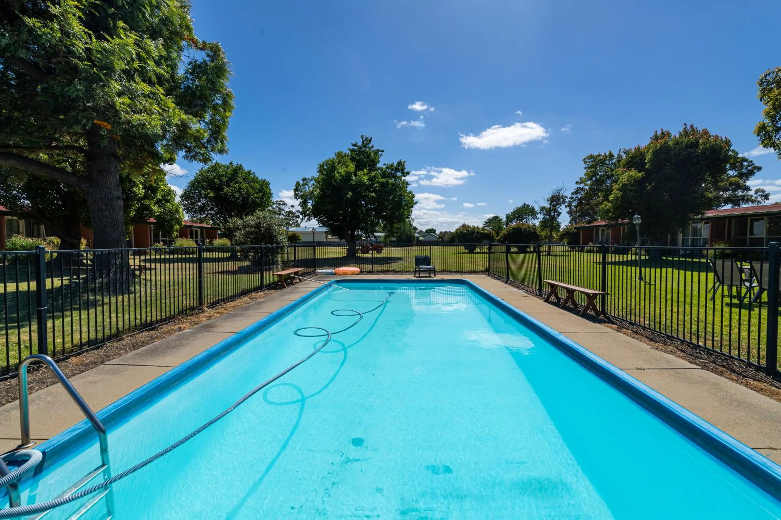 Swimming pool in The Wurruk Motel